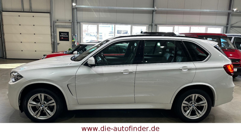 BMW X5 xDrive35i M-Paket LED,Navi,ACC,AHK,360°Pano.. — photo 9