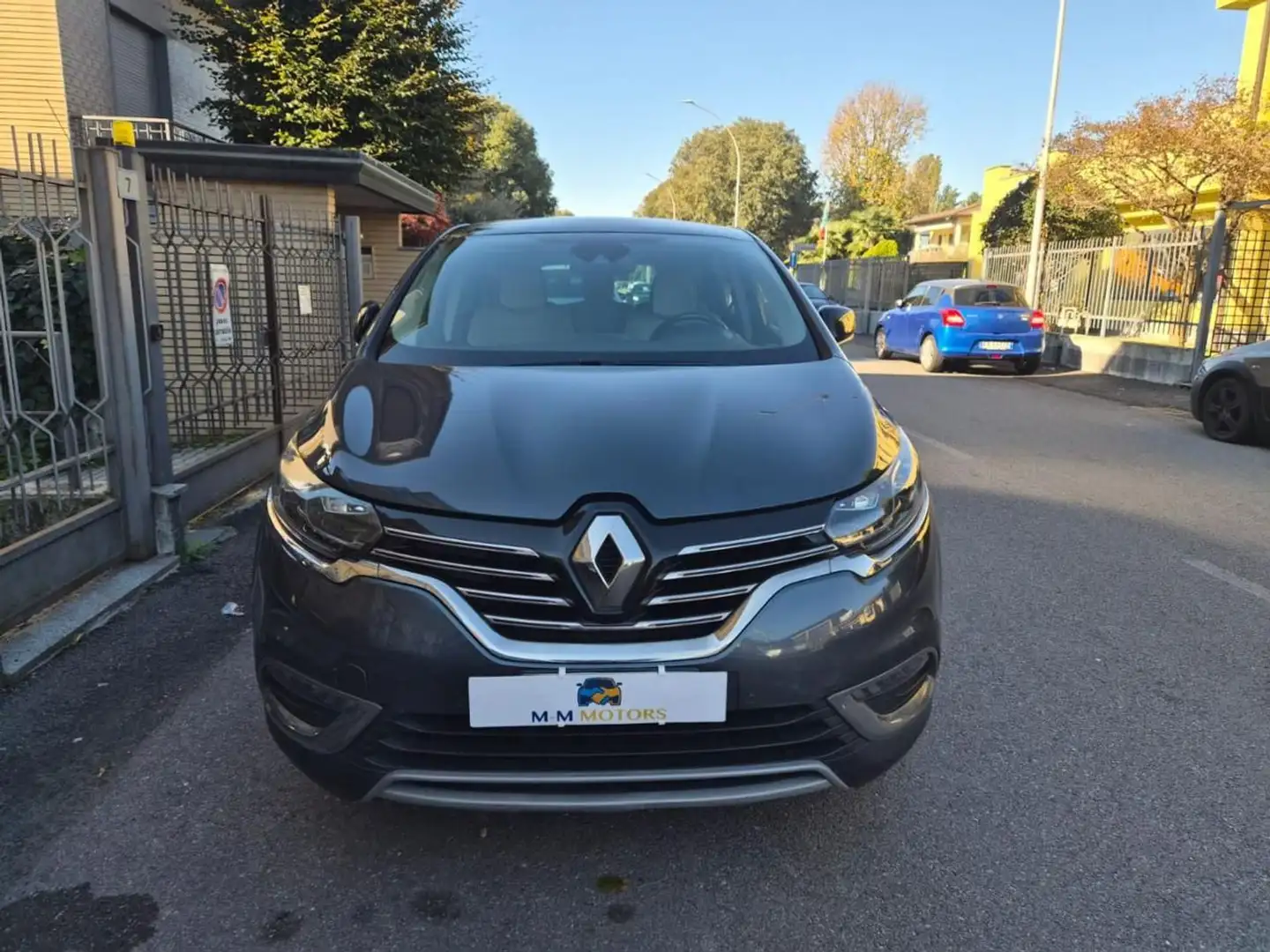 Renault Espace dCi 160CV Energy Executive 4Control 7POSTI Grijs - 2