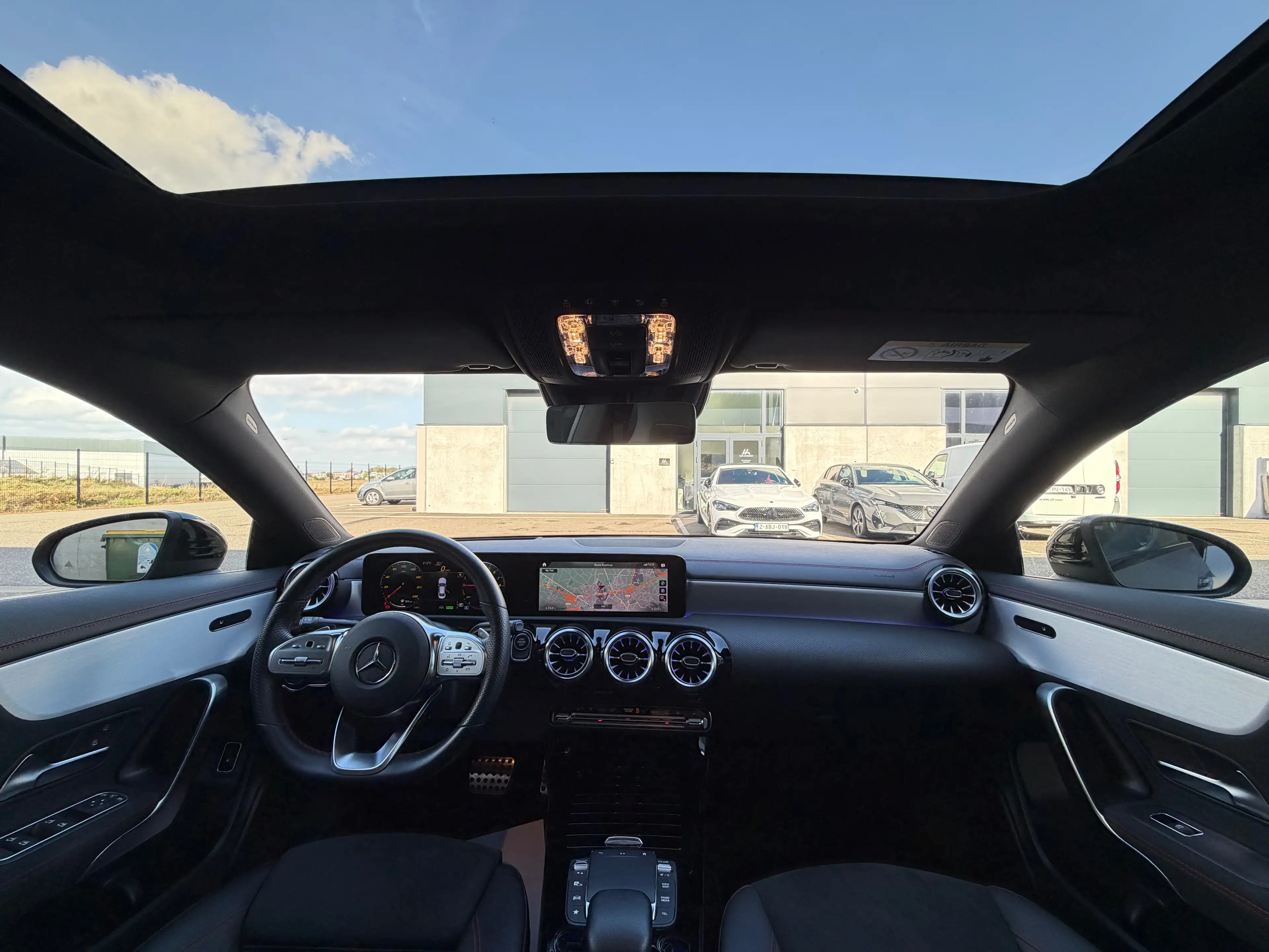 Mercedes-Benz CLA 250 e hybride AMG *Toit Pano/ Caméra 360/ LED* Garantie 12 mois — photo 5