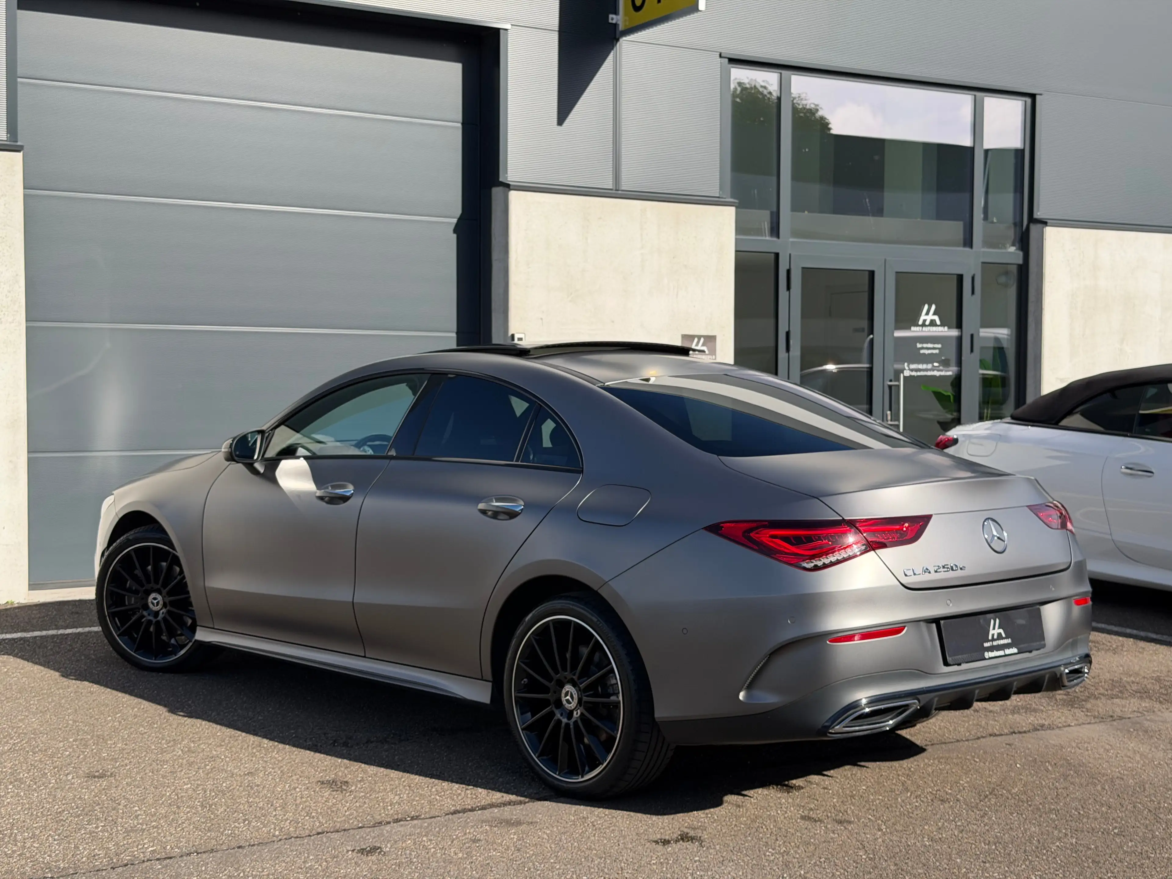 Mercedes-Benz CLA 250 e hybride AMG *Toit Pano/ Caméra 360/ LED* Garantie 12 mois — photo 3