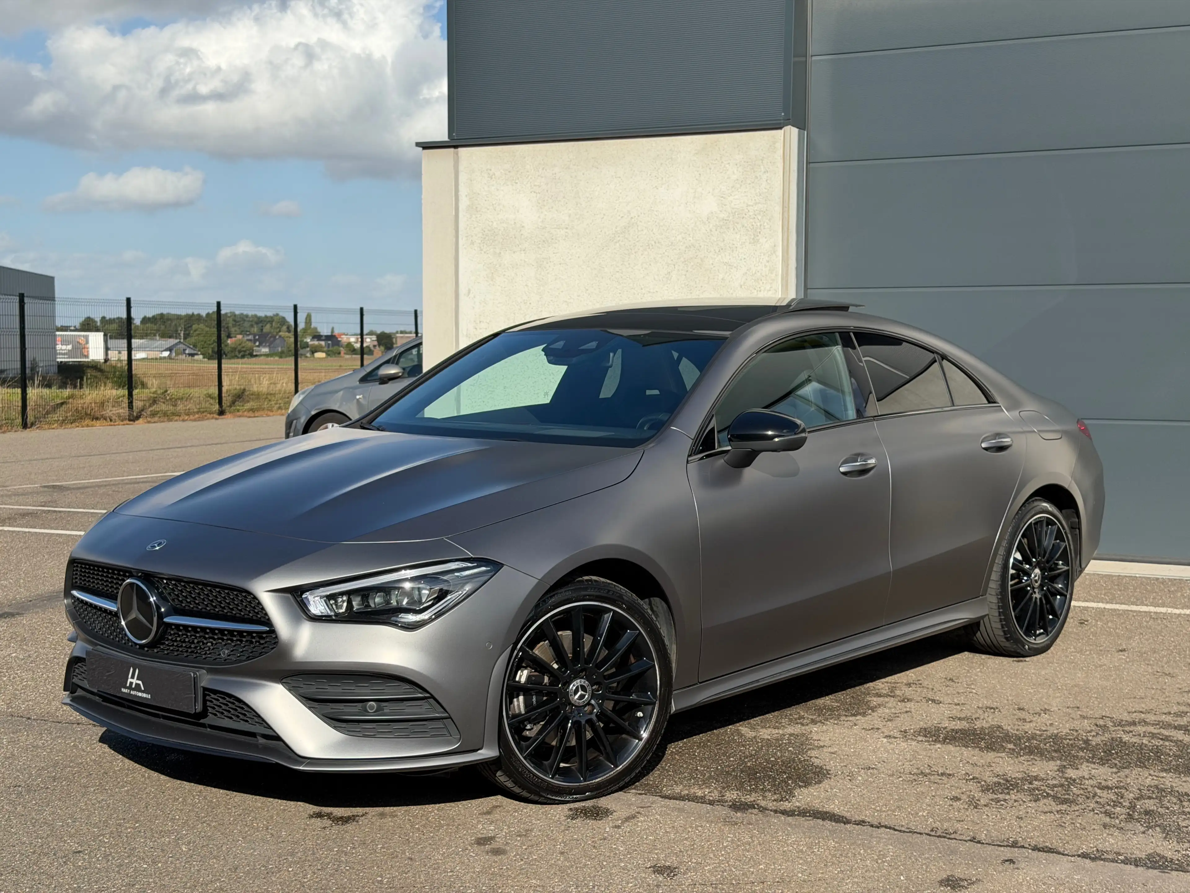 Mercedes-Benz CLA 250 e hybride AMG *Toit Pano/ Caméra 360/ LED* Garantie 12 mois