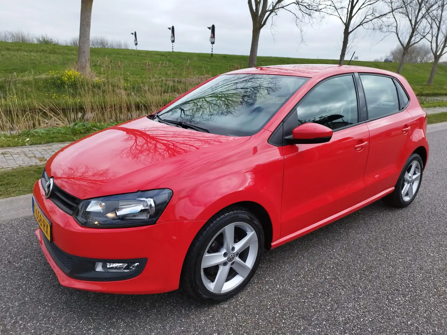Volkswagen Polo 1.2-12V ** Airco ** 16 inch ** 5 DRS ** 139.709 km Rood - 2
