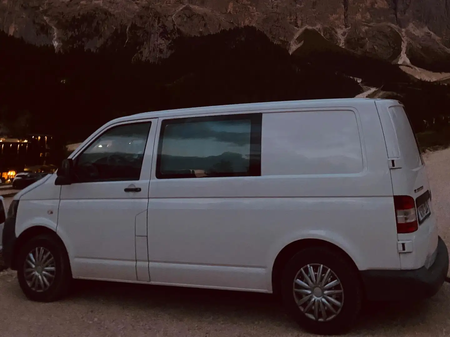 Volkswagen T5 Transporter Transporter T5 7EA112/WF2/1T3 BMT Weiß - 1