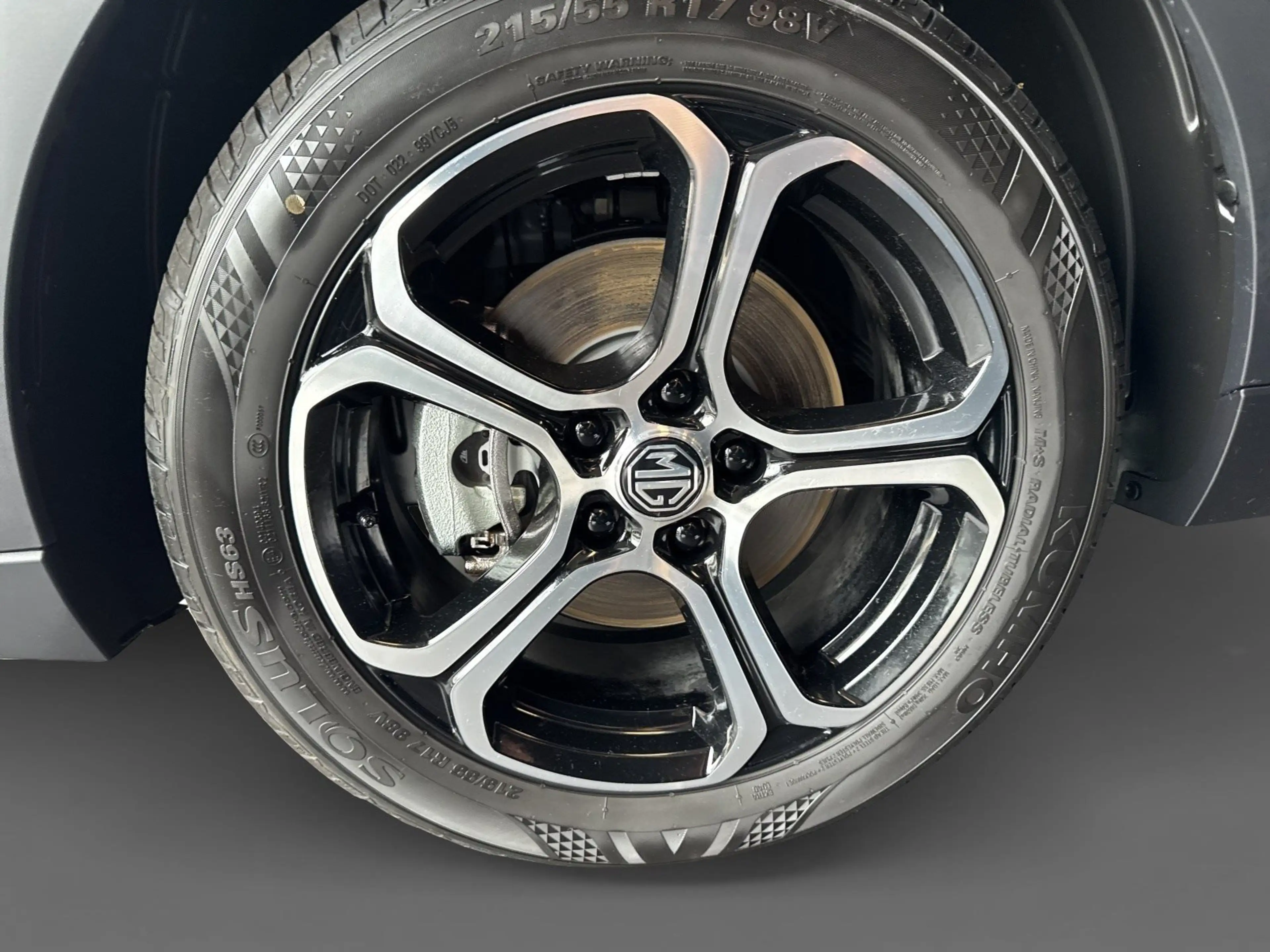 MG ZS 1.5 Hybrid+ Comfort — photo 10