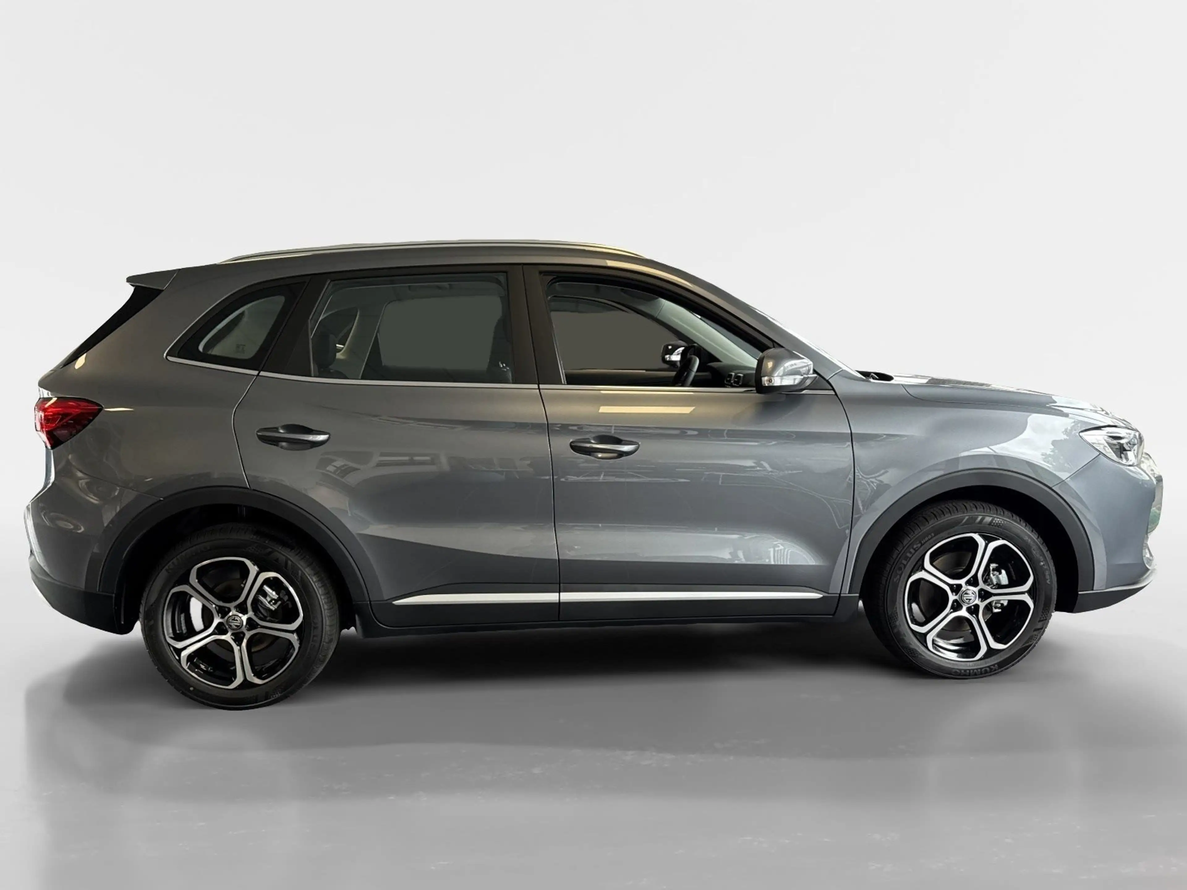 MG ZS 1.5 Hybrid+ Comfort — photo 2