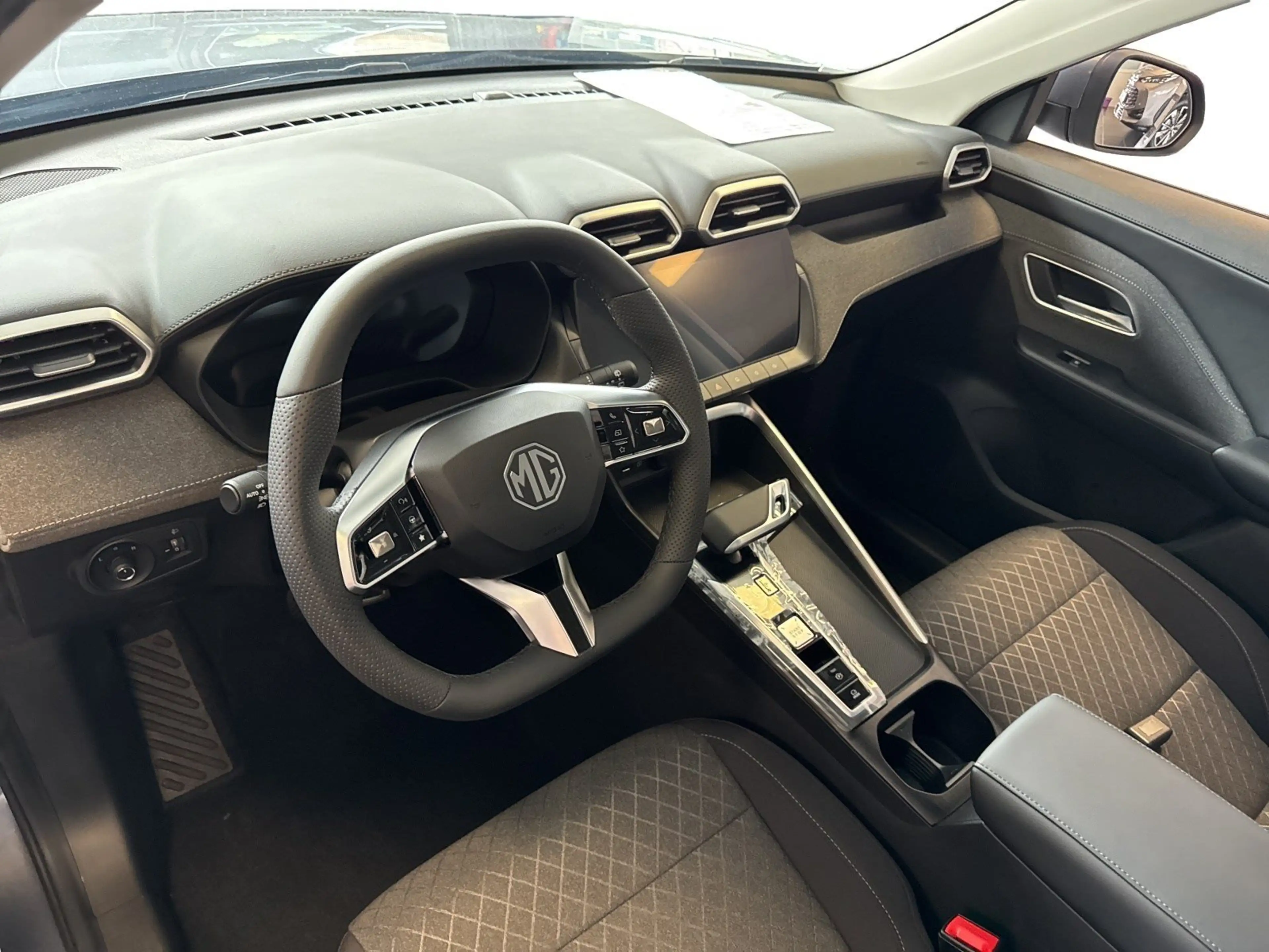 MG ZS 1.5 Hybrid+ Comfort — photo 7