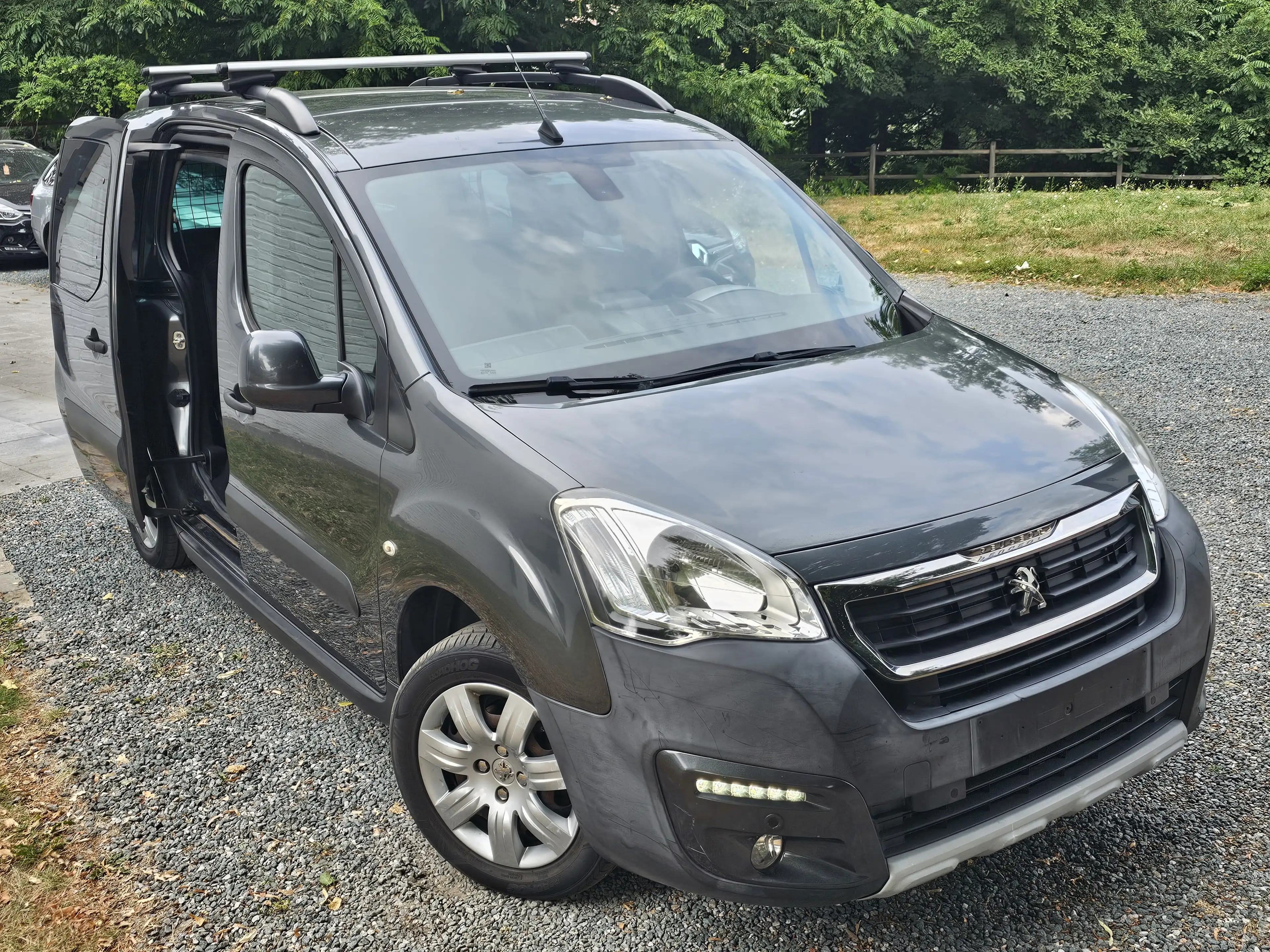 Peugeot Partner 1.6 BlueHDi * EURO 6 * CAMERA+LED+NAVI+CRUISE.C+... * CAR PASS * — photo 11
