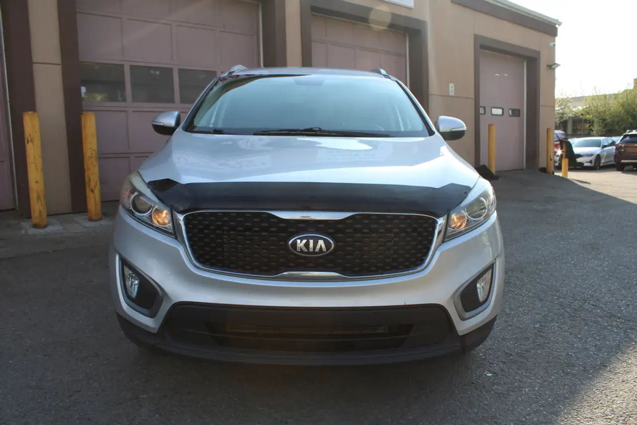 Kia Sorento photo Kia Sorento