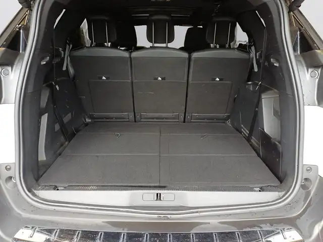 Peugeot 5008 view 8