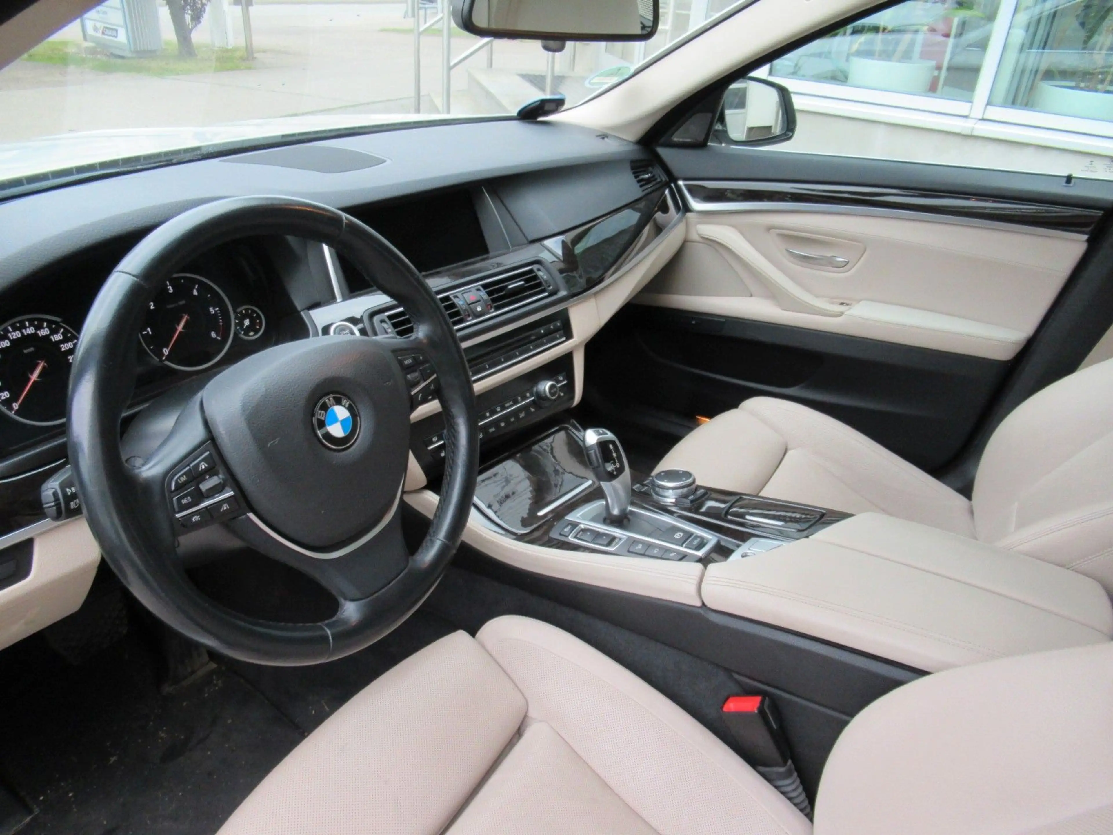 BMW 535 d xDrive Luxury **ABSOLUTE VOLLAUSSTATTUNG** — photo 14