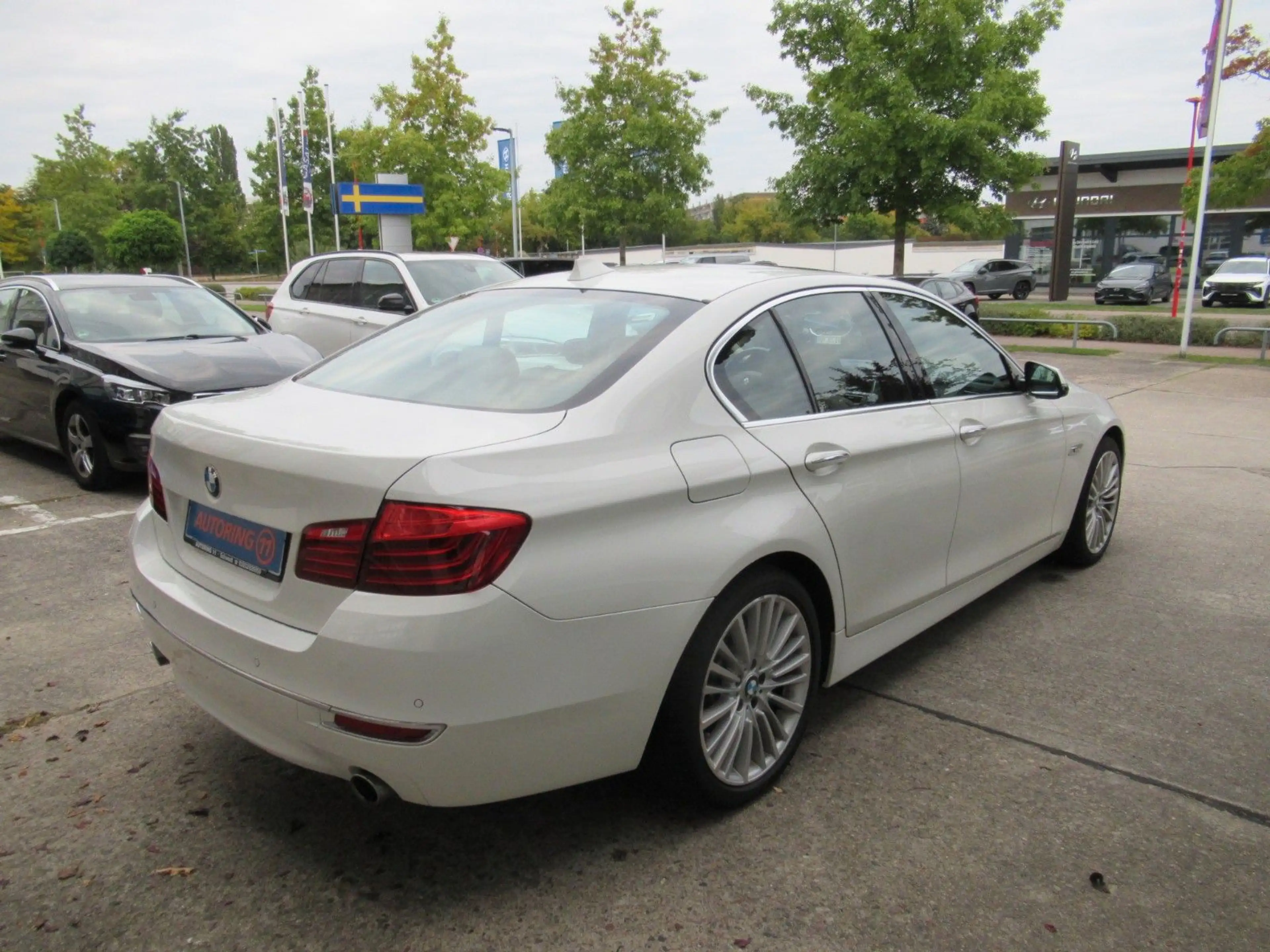 BMW 535 d xDrive Luxury **ABSOLUTE VOLLAUSSTATTUNG** — photo 4