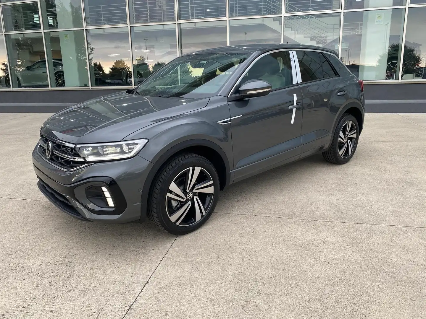 Volkswagen T-Roc T-Roc 1.5 tsi R-Line Plus Gris - 1