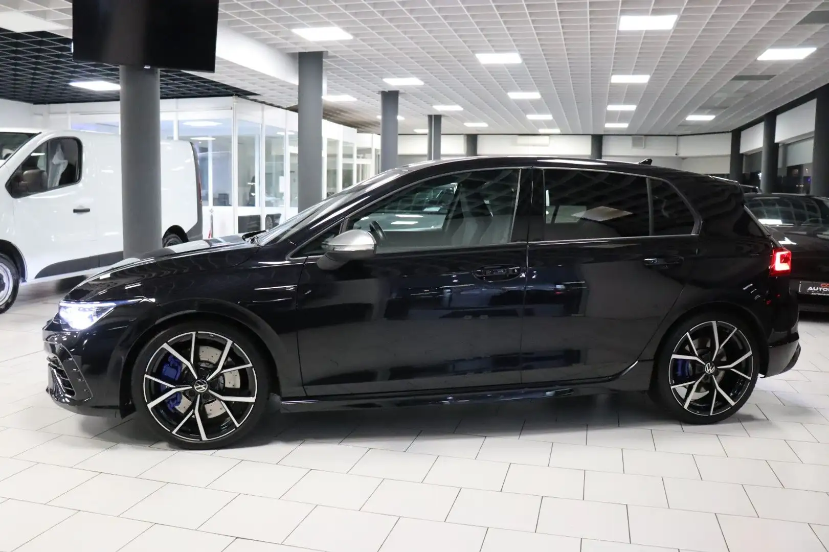Volkswagen Golf VIII Lim. R 4Motion|MATRIX|H/K|DCC|AMBIENTE Noir - 2