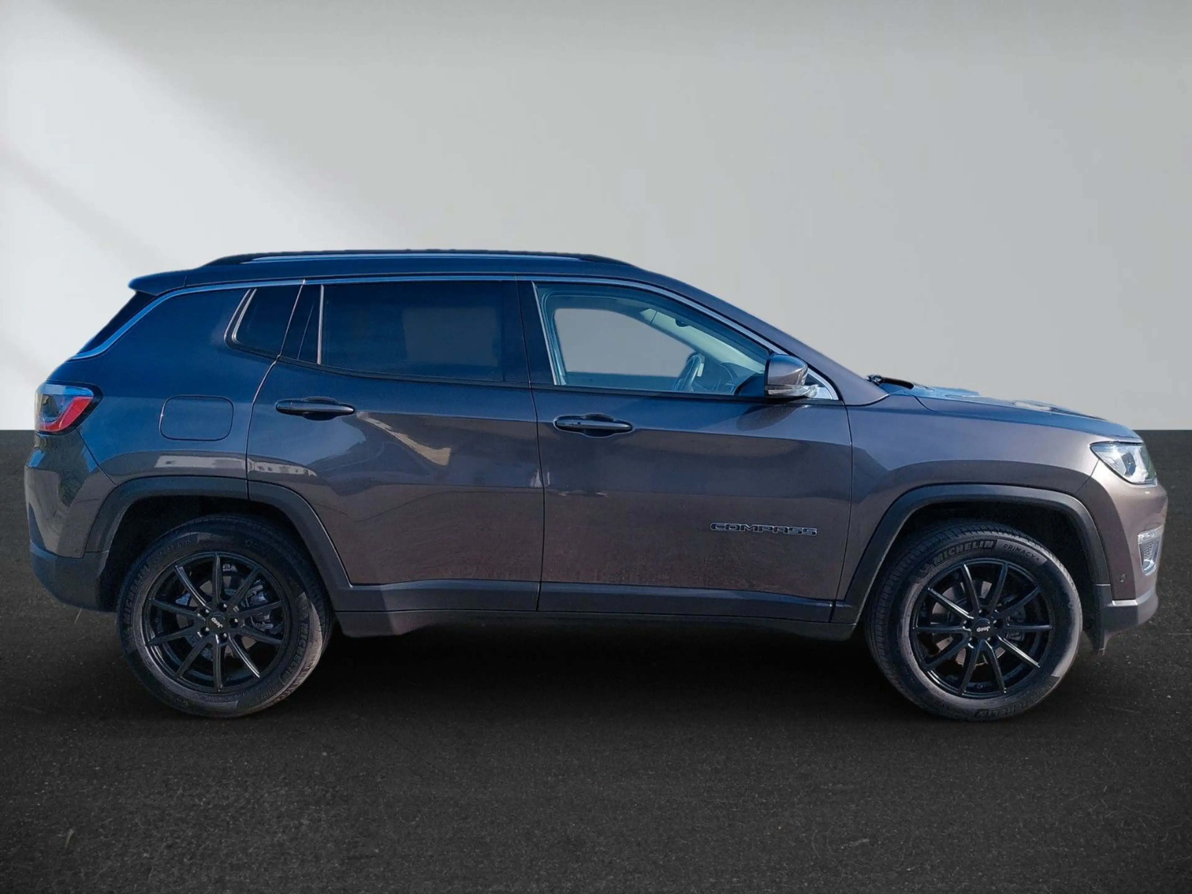 Jeep Compass LIMITED 4WD SHZ LHZ PDC KAMERA NAVI PARKPILOT — photo 3