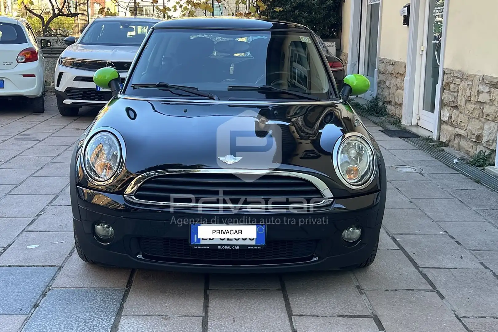 MINI One Mini 1.6 16V One (55kW) Schwarz - 2