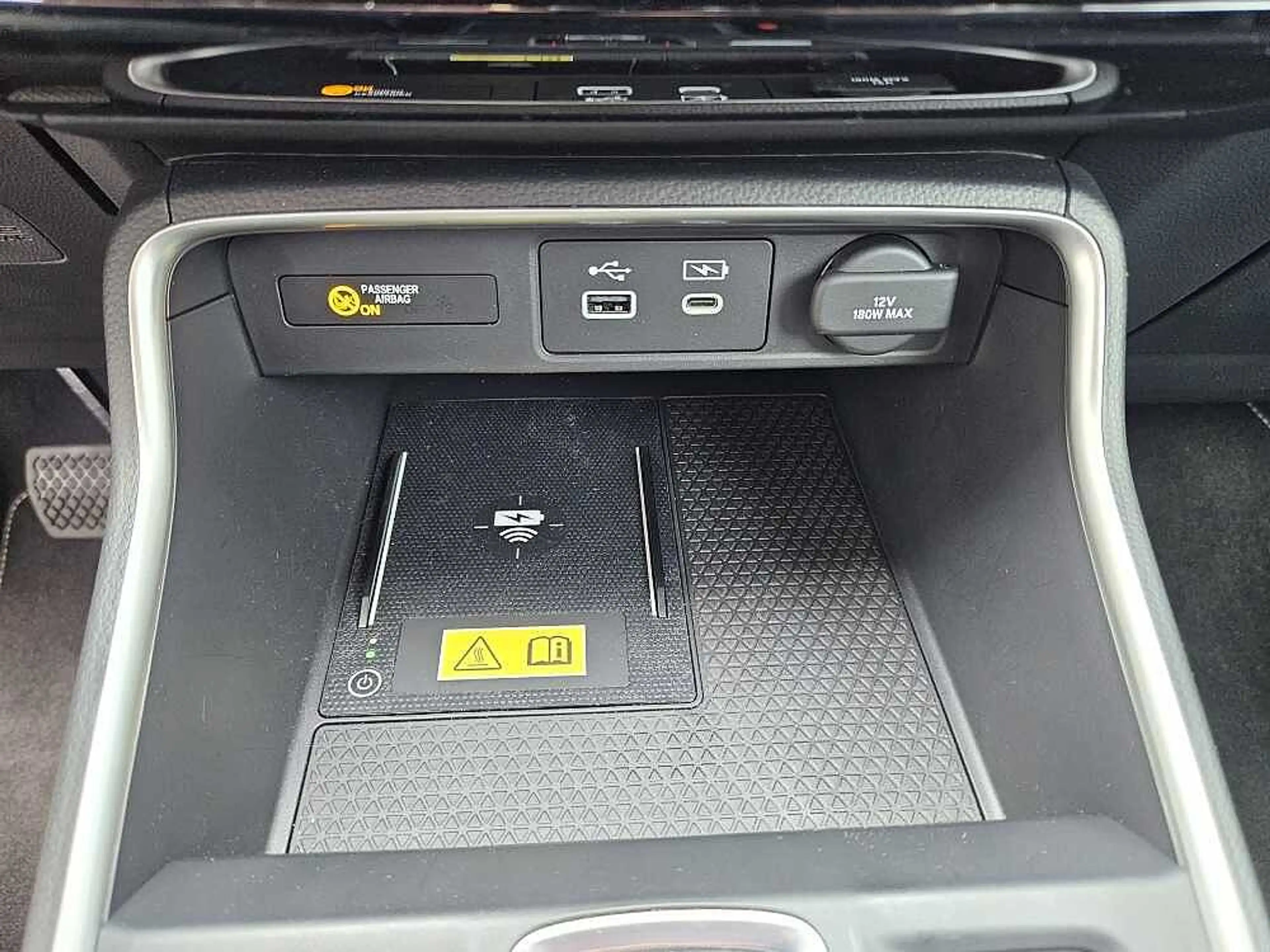 Honda CR-V Hybrid e:HEV 2.0 i-MMD 2WD Elegance — photo 12