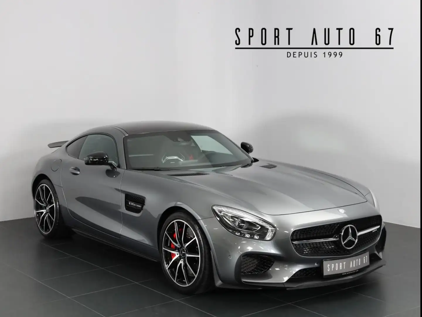 Mercedes-Benz AMG GT V8 4.0L BI TURBO - 1