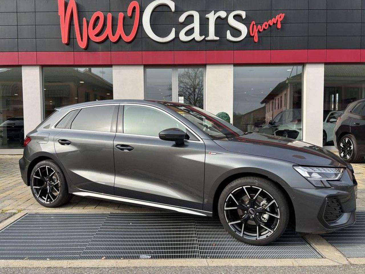 Audi A3 SPB TFSI 110 kW S tronic S line edition MATRIX