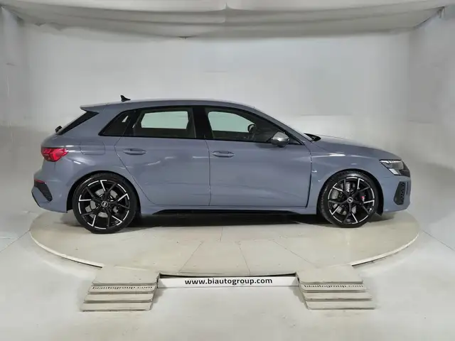 Audi RS3 view 5