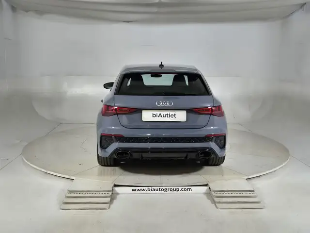 Audi RS3 view 3