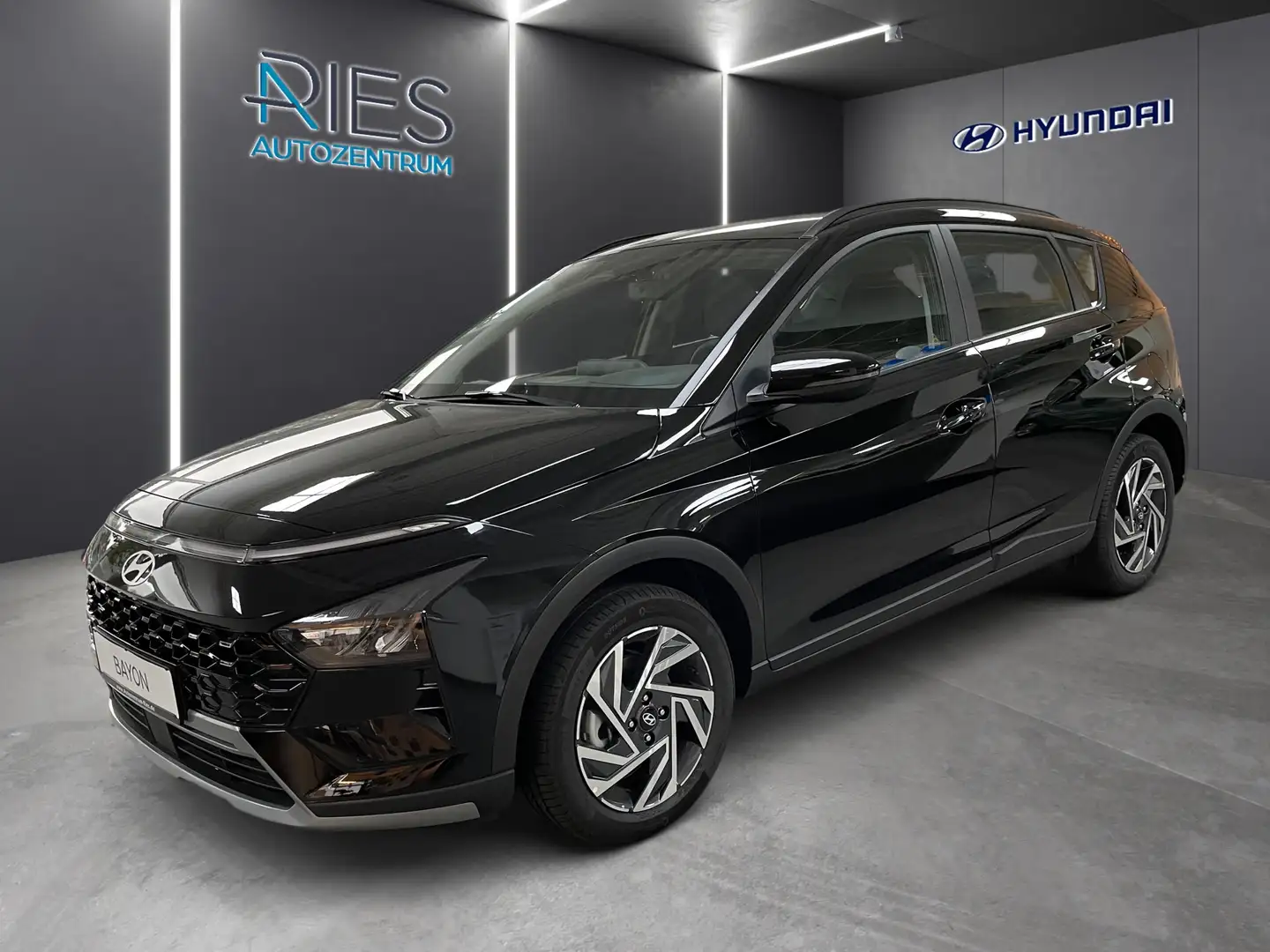 Hyundai BAYON Trend *Navi*PDC*Kam.*SpurH*Bose*KomfortPa Schwarz - 1