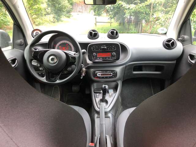 smart forTwo smart fortwo coupe electric drive coupe EQ