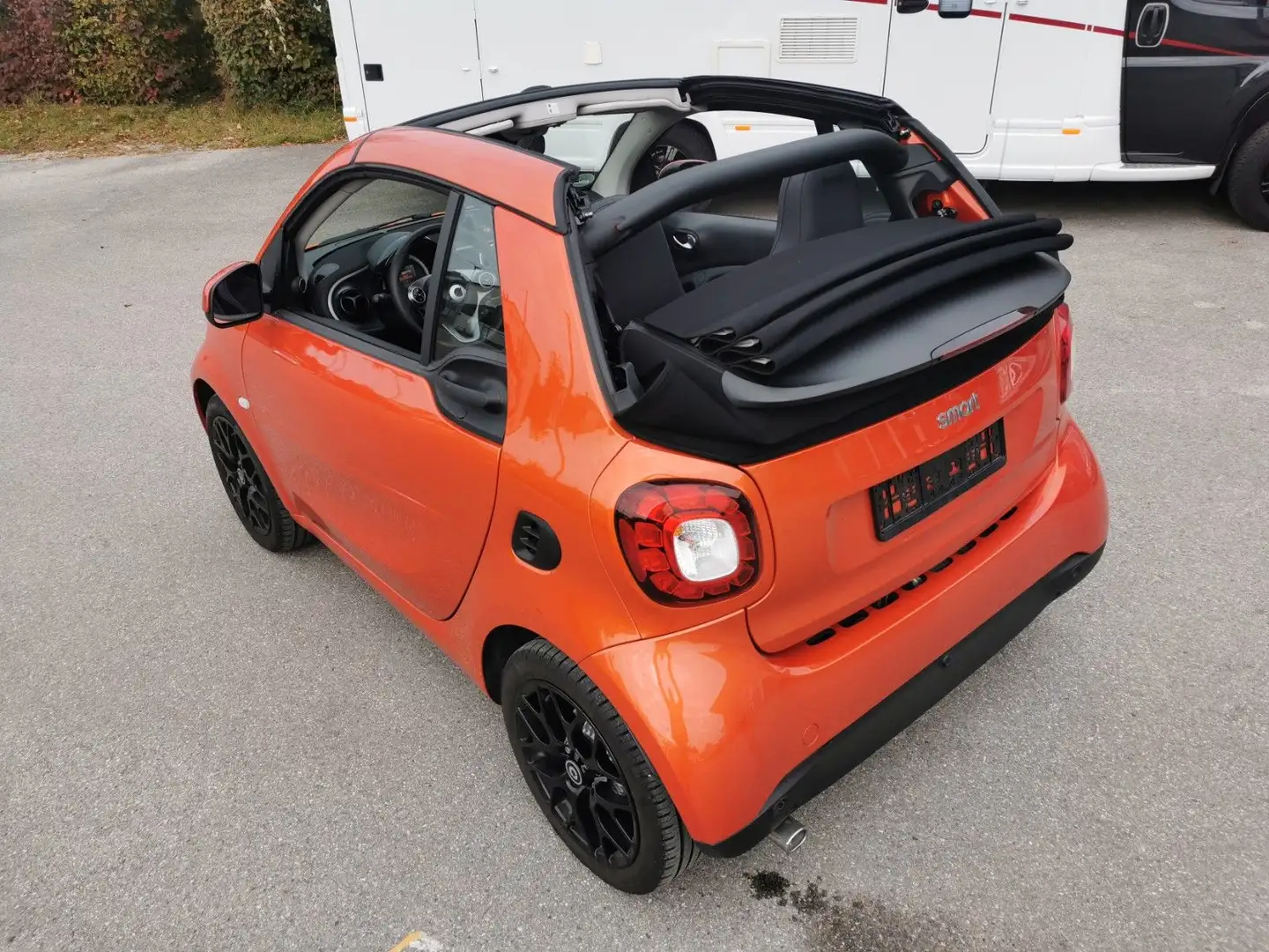 smart forTwo fortwo cabrio Sport 66 kW Orange - 2