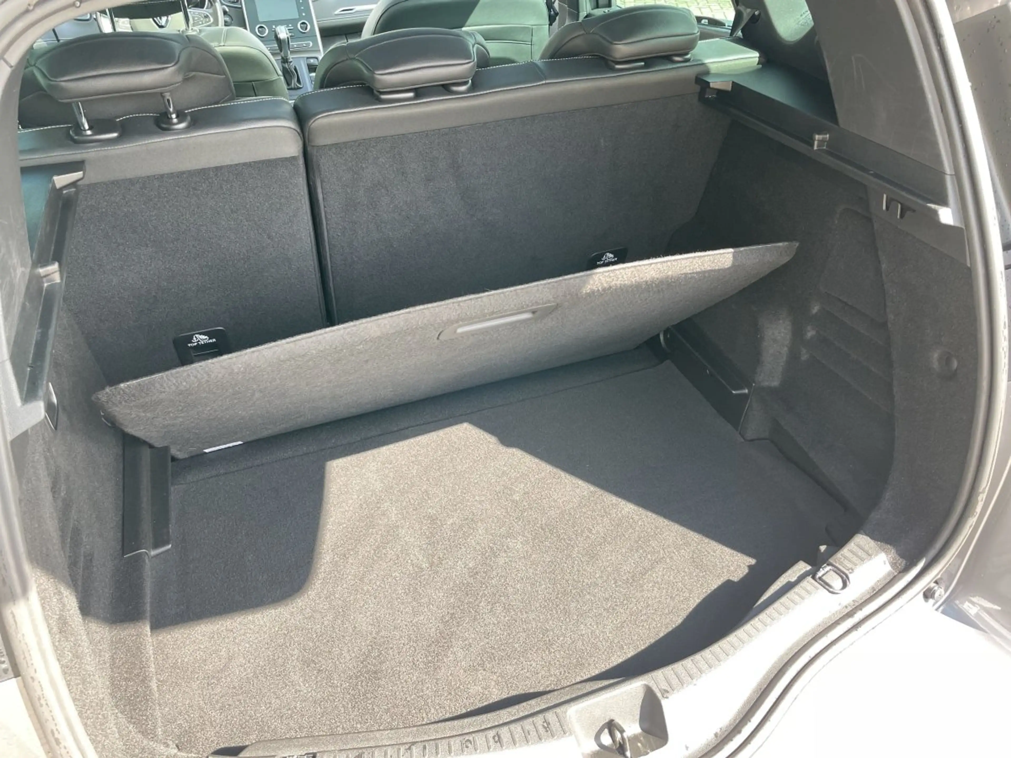 Renault Scenic IV Black Edition TCe 140 EDC Automatik, Kamera, Pa — photo 11
