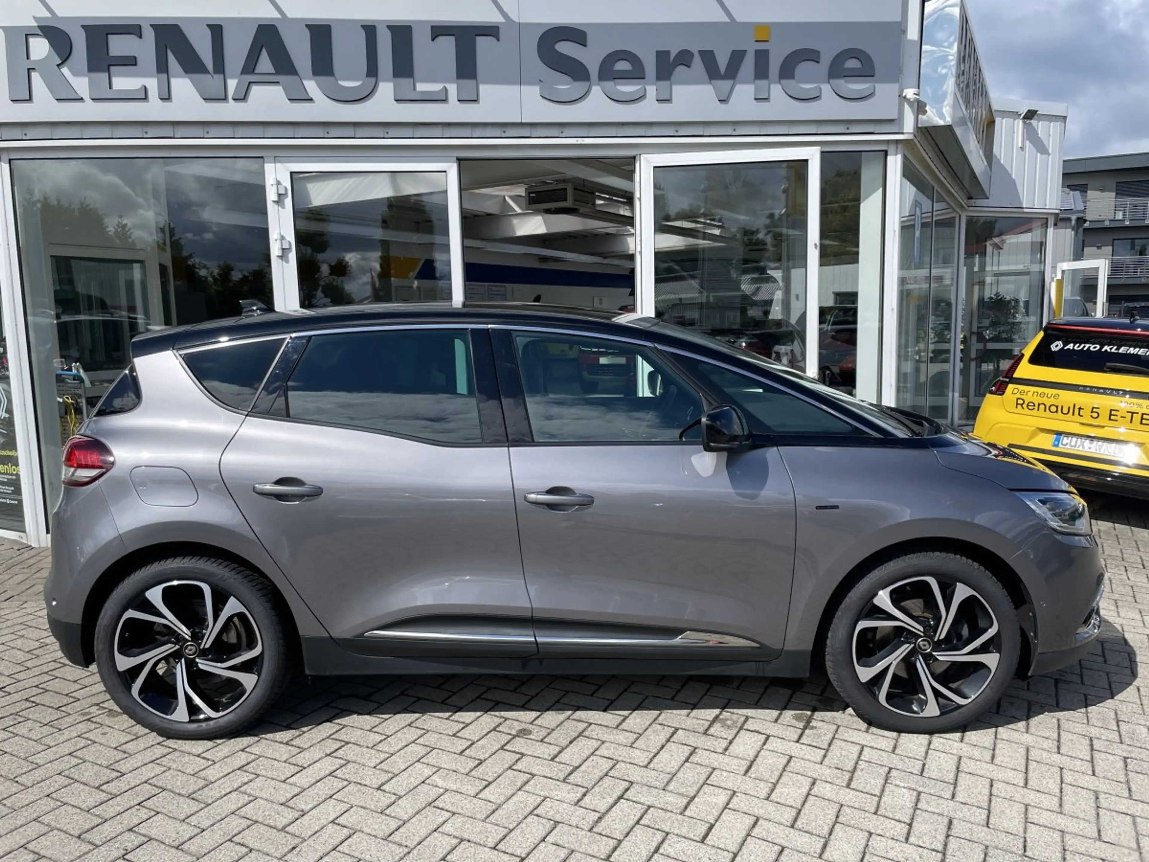 Renault Scenic IV Black Edition TCe 140 EDC Automatik, Kamera, Pa — photo 6
