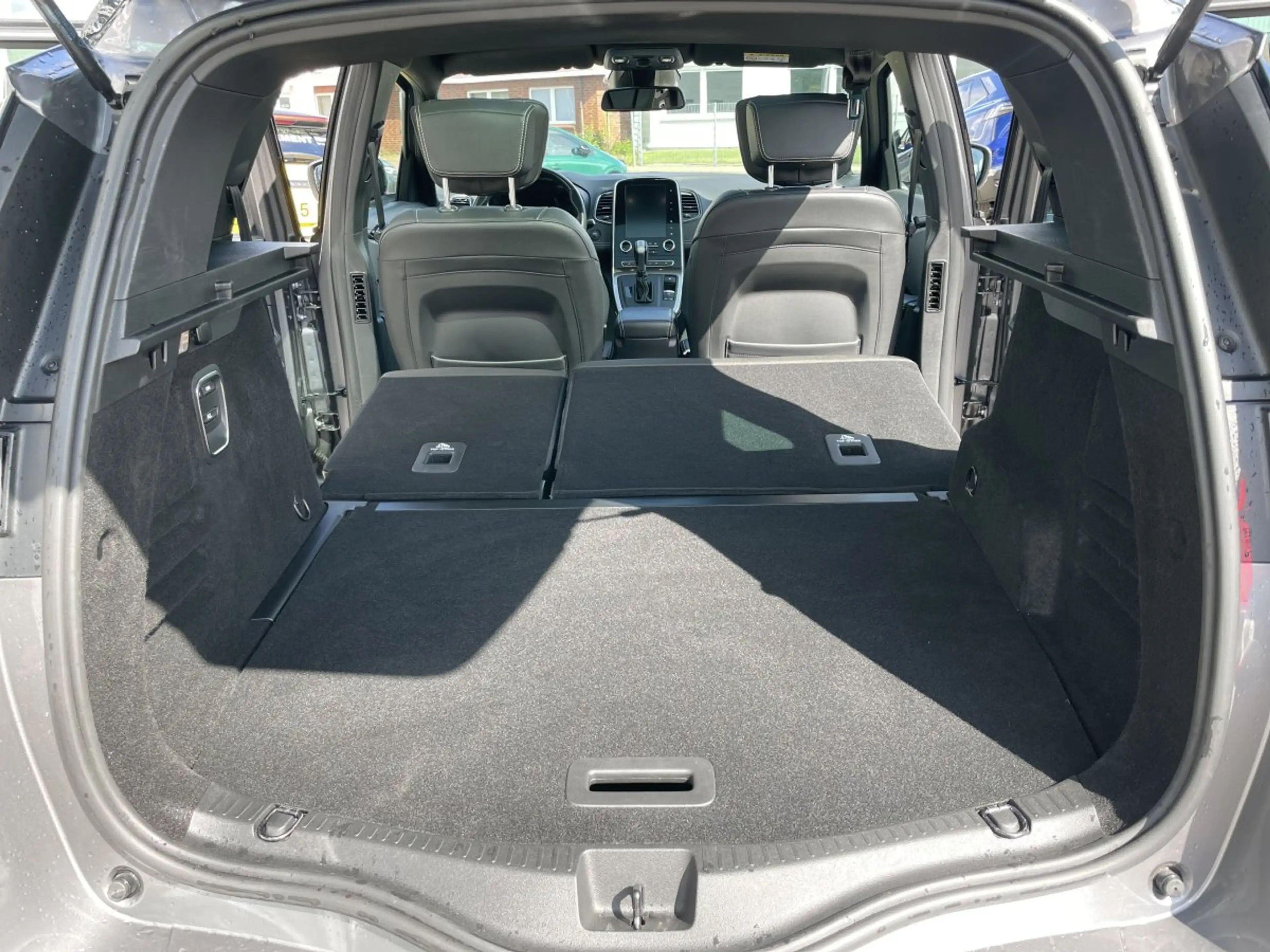 Renault Scenic IV Black Edition TCe 140 EDC Automatik, Kamera, Pa — photo 12