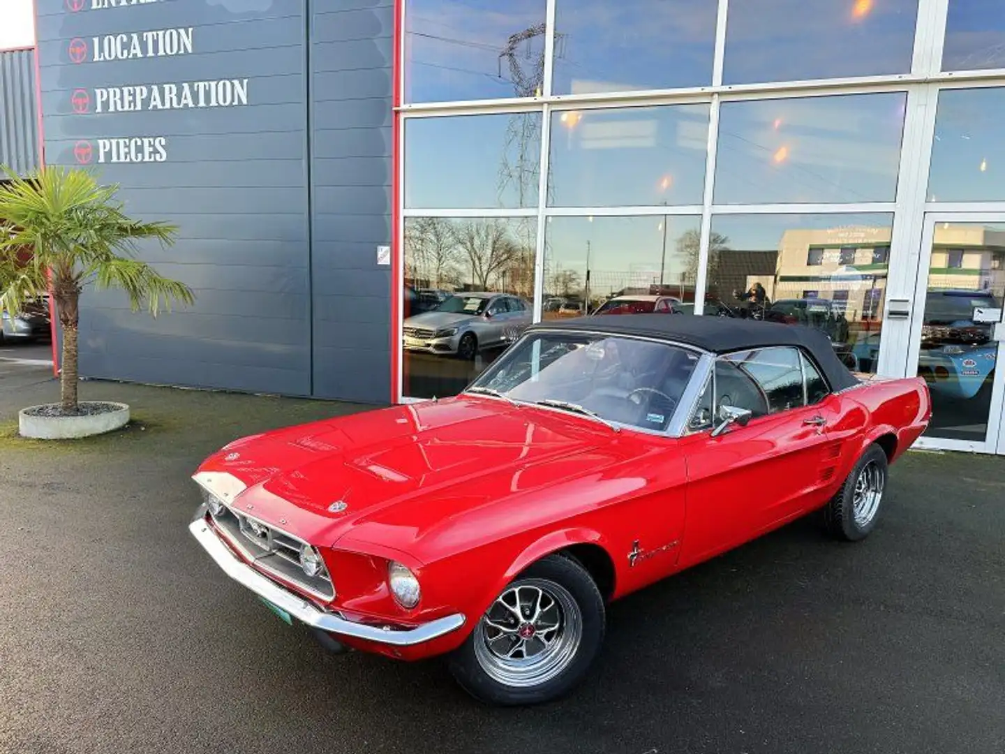 Ford Mustang Cab 1967 V8 289 ci Rouge - 1