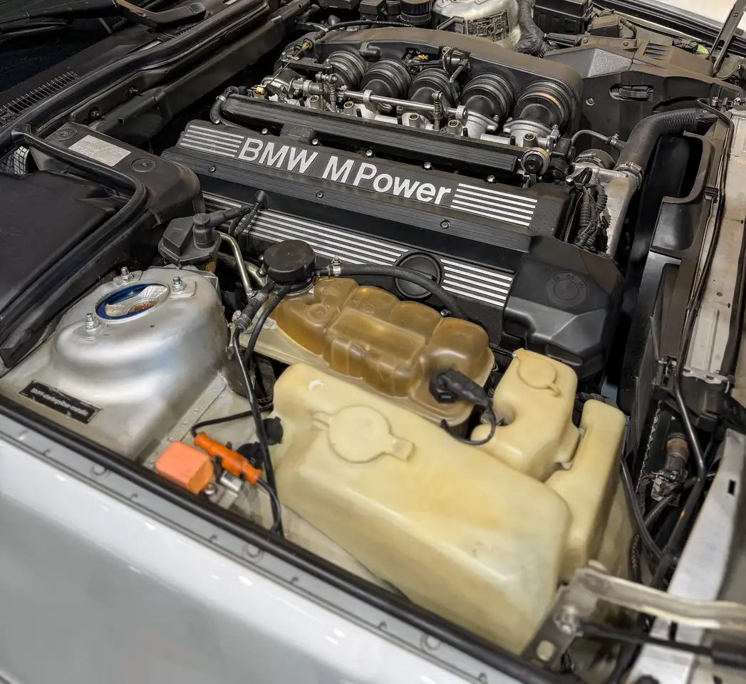 BMW M5 E34, foto 6