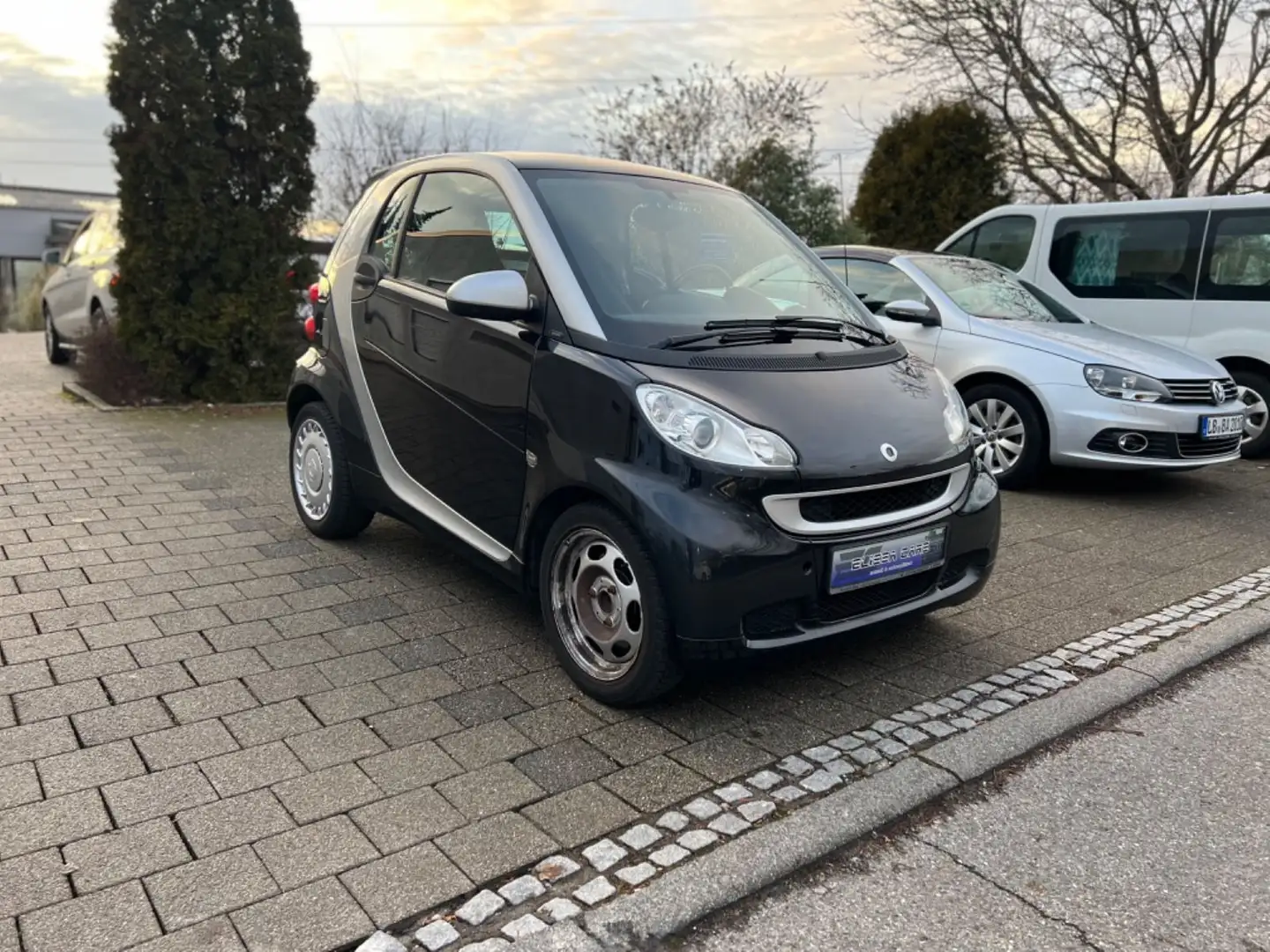 smart forTwo coupe Micro Hybrid Drive *TÜV 04/25* Silber - 1
