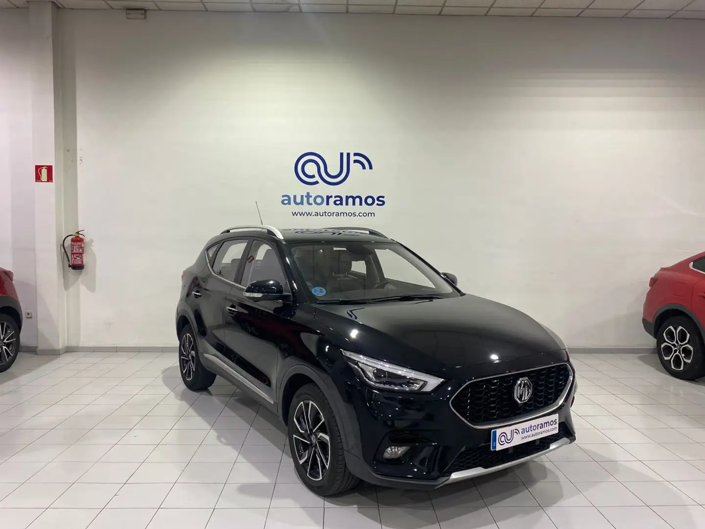 MG ZS LUXURY 1.5 106 CV MAN 5P Zwart - 1