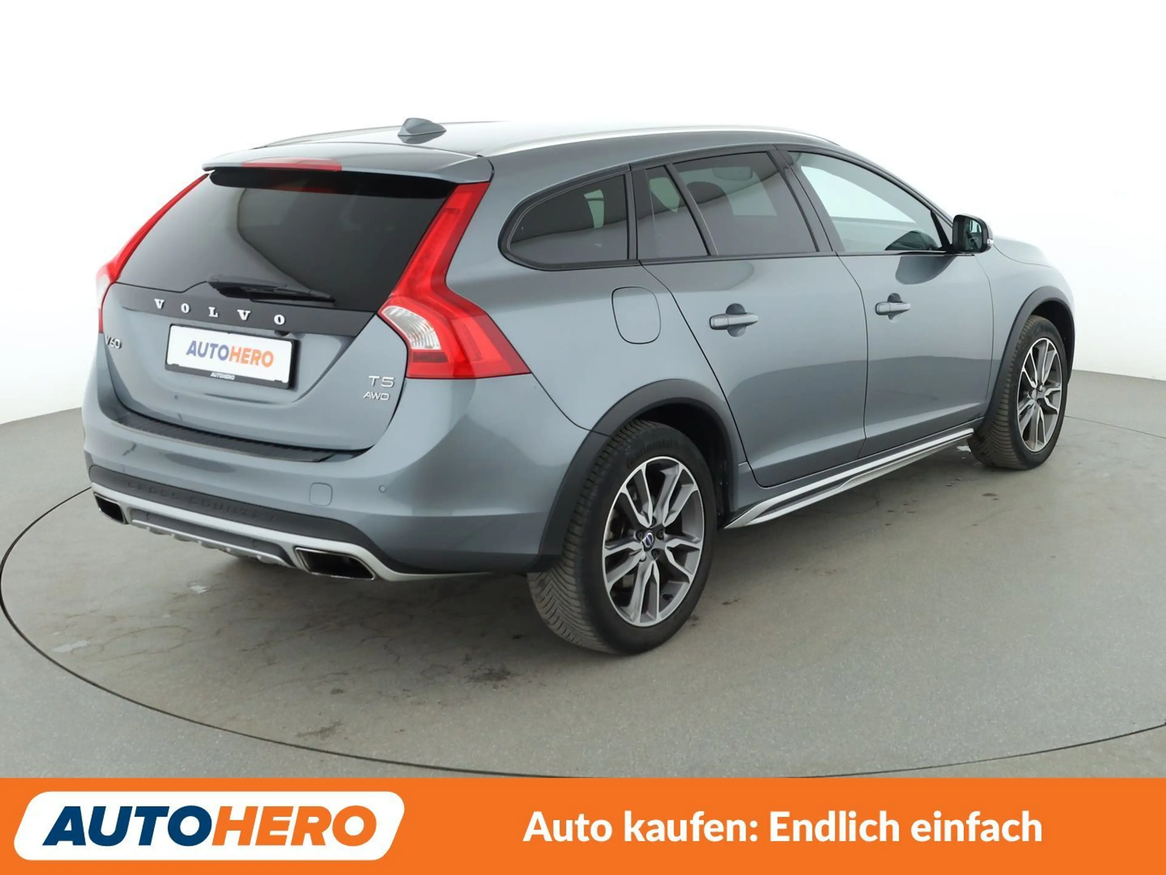 Volvo V60 Cross Country 2.0 T5 Pro AWD Aut.*NAVI*ACC*CAM*BI-XENON*SHZ* — photo 6