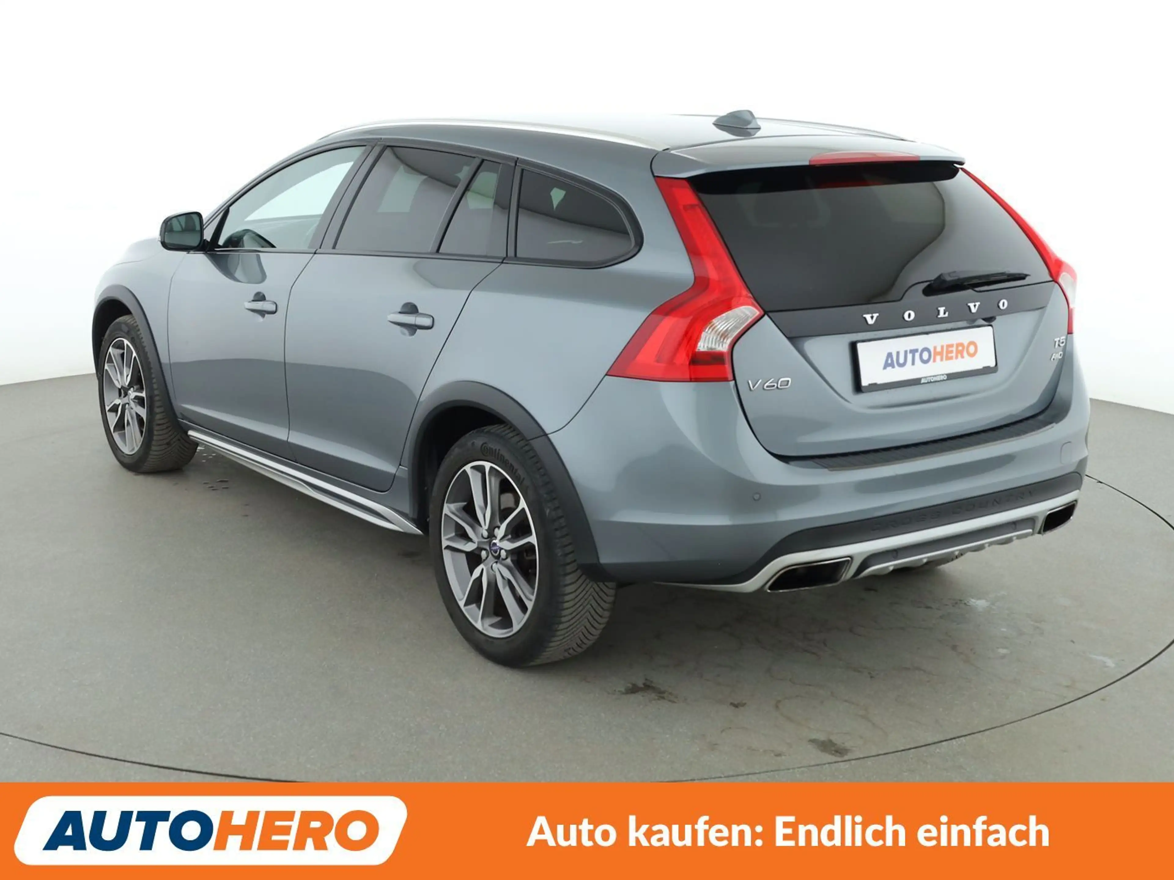Volvo V60 Cross Country 2.0 T5 Pro AWD Aut.*NAVI*ACC*CAM*BI-XENON*SHZ* — photo 4