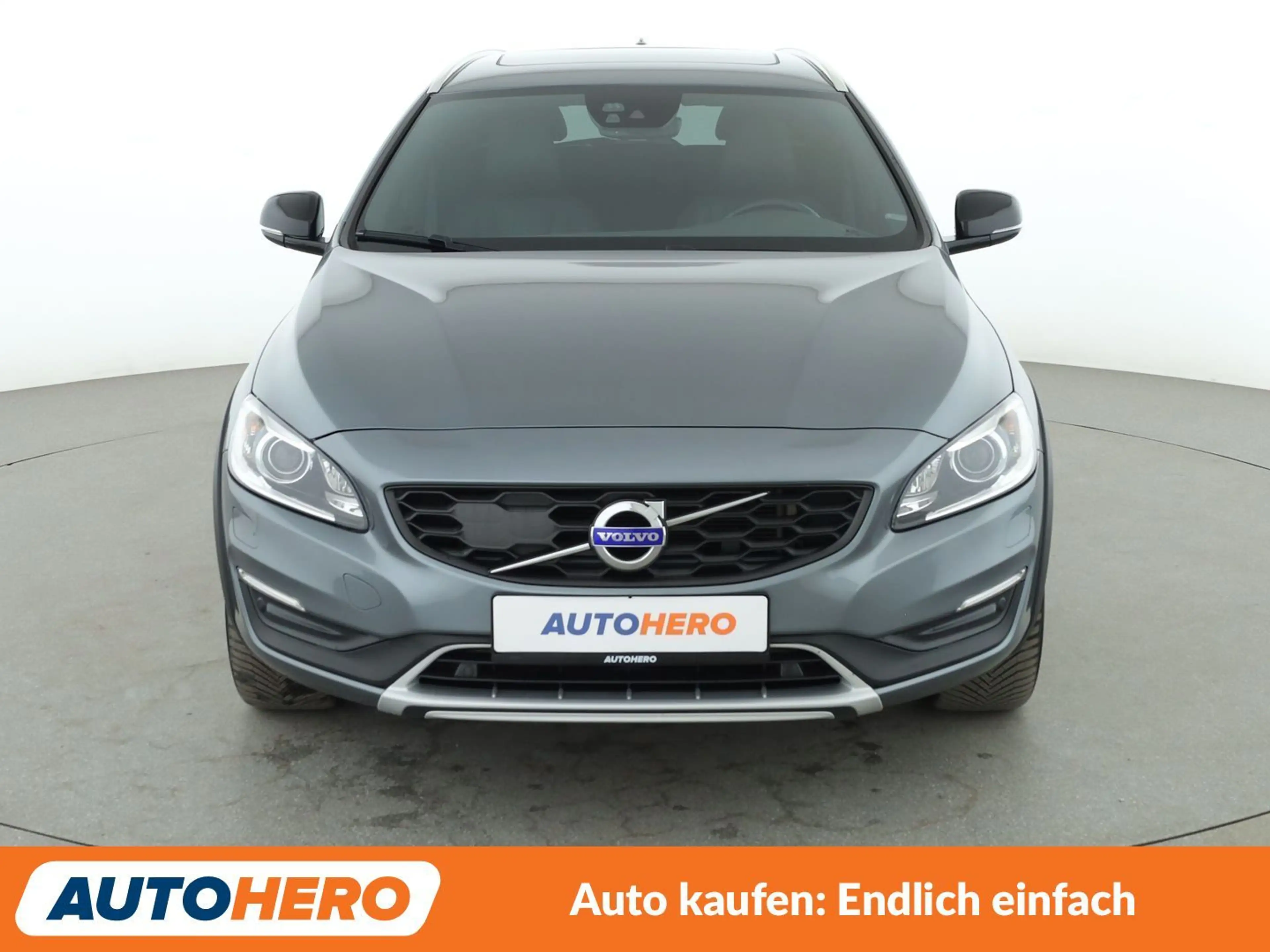 Volvo V60 Cross Country 2.0 T5 Pro AWD Aut.*NAVI*ACC*CAM*BI-XENON*SHZ* — photo 9