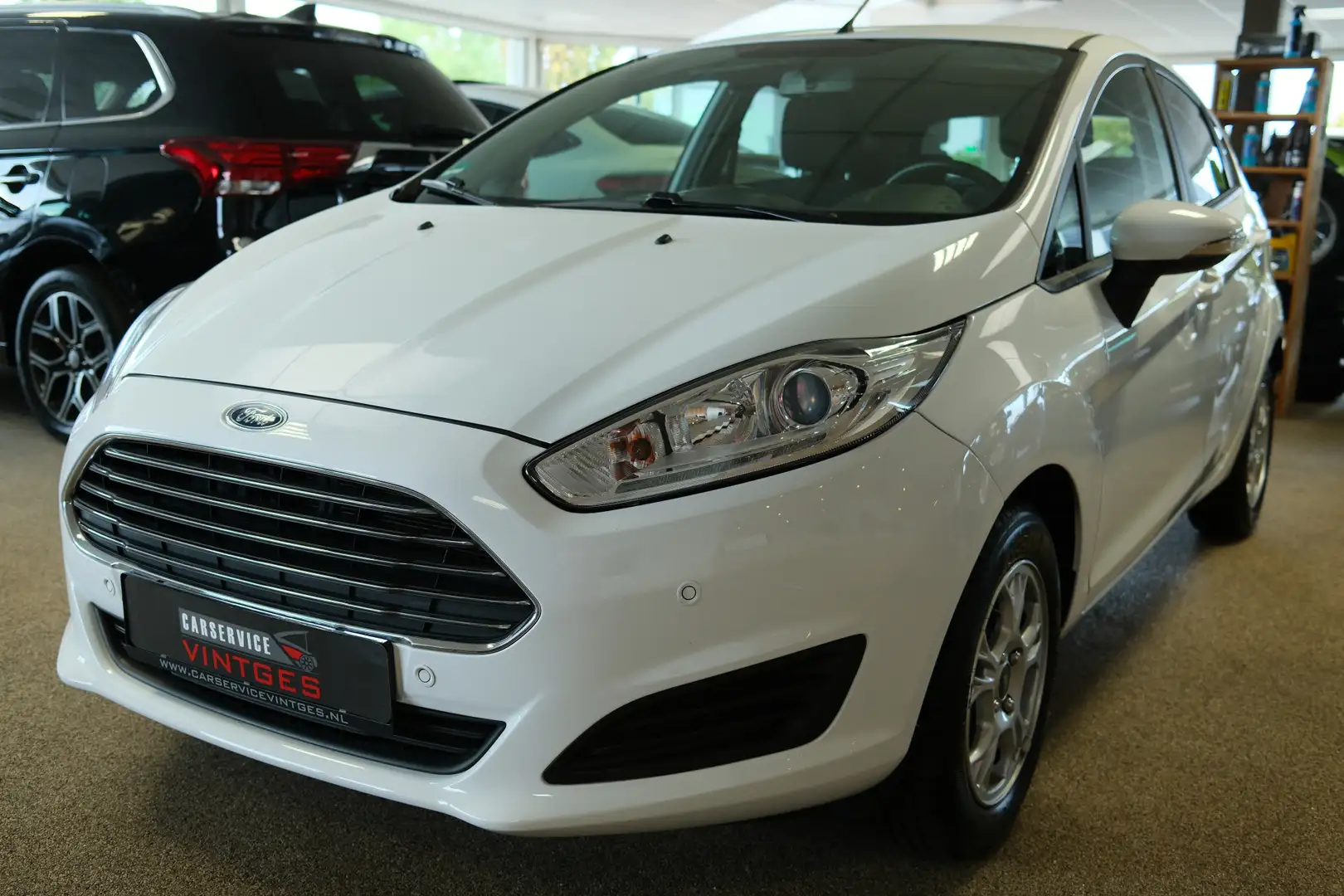 Ford Fiesta 1.25 Airco, Stoelverwarming, 5DRS PDC! Blanc - 1