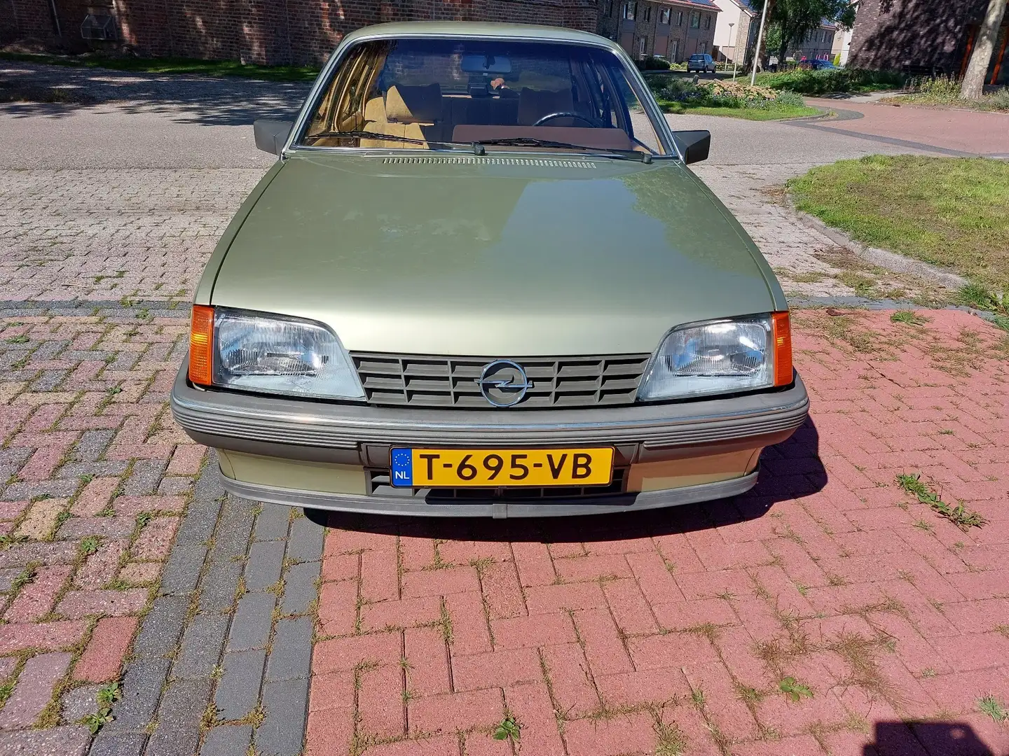 Opel Rekord Berlina 2.0E Groen - 1