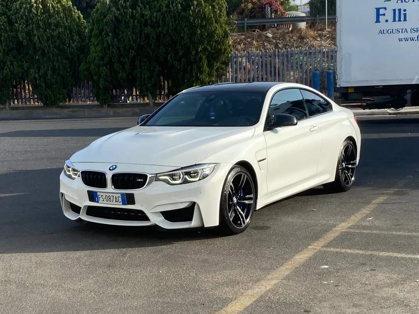 BMW M4 M4 Coupe 3.0 Too Much Collection dkg Bianco - 2