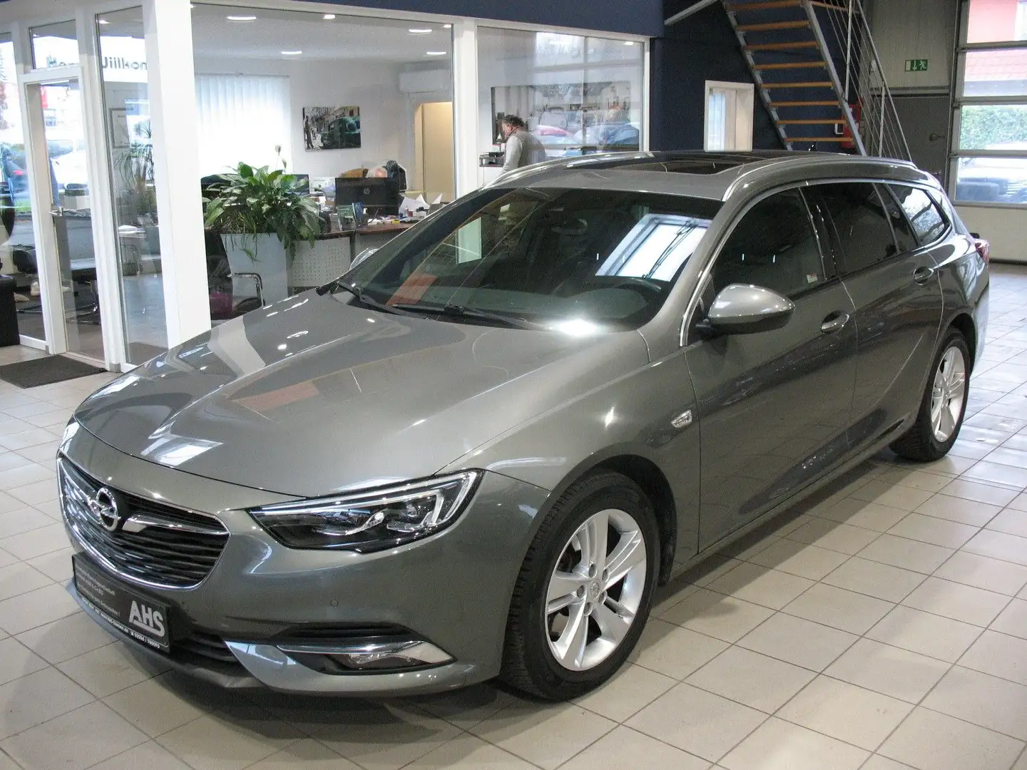 Opel Insignia Sports Tourer 2.0 D Innovation *LED* Gris - 1