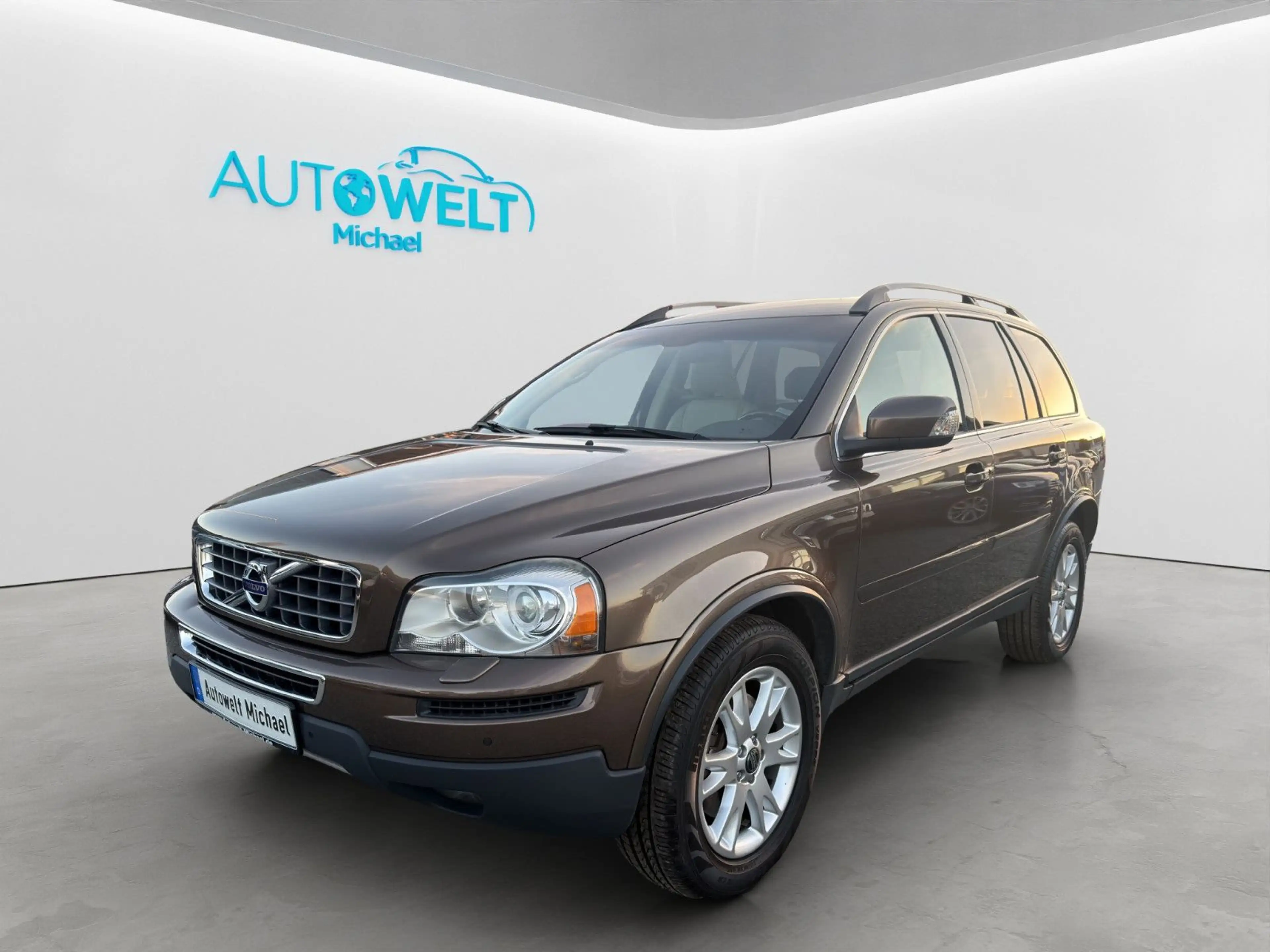 Volvo XC90 2.4 Aut 7.Sitzer Volvo-Scheckheft TÜV NEU