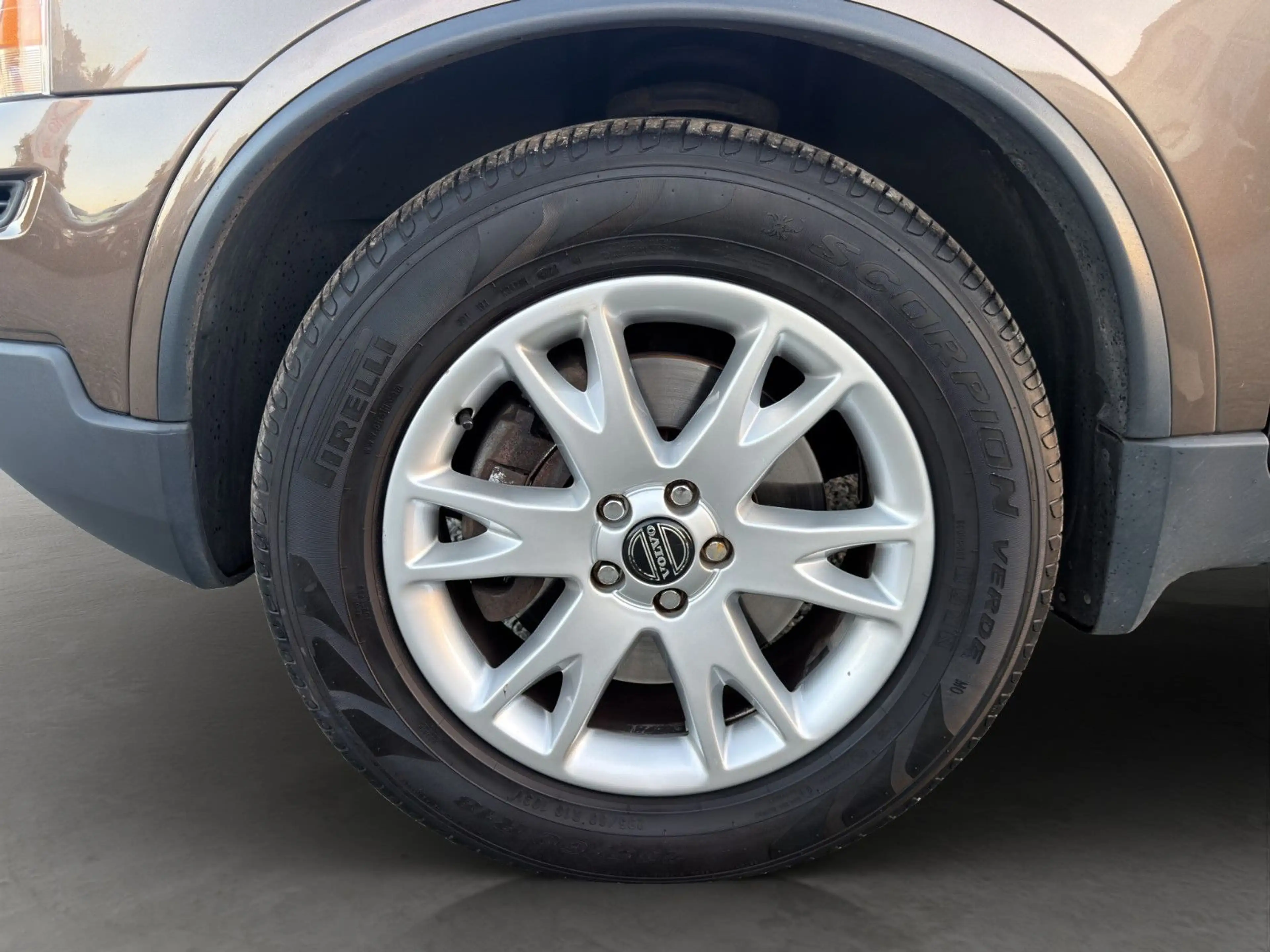 Volvo XC90 2.4 Aut 7.Sitzer Volvo-Scheckheft TÜV NEU — photo 9