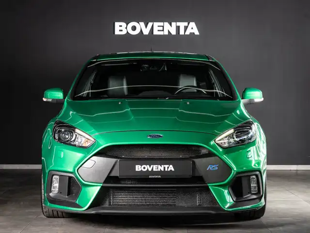 Ford Focus view 2