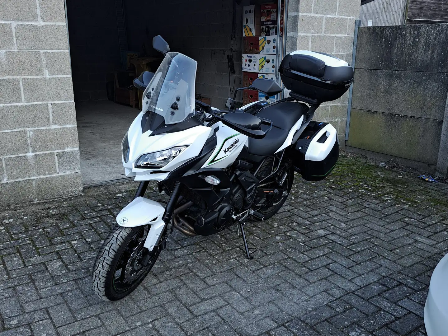 Kawasaki Versys 650 Weiß - 2