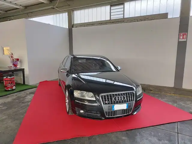 Audi S8 S8 5.2 V10 quattro tiptronic