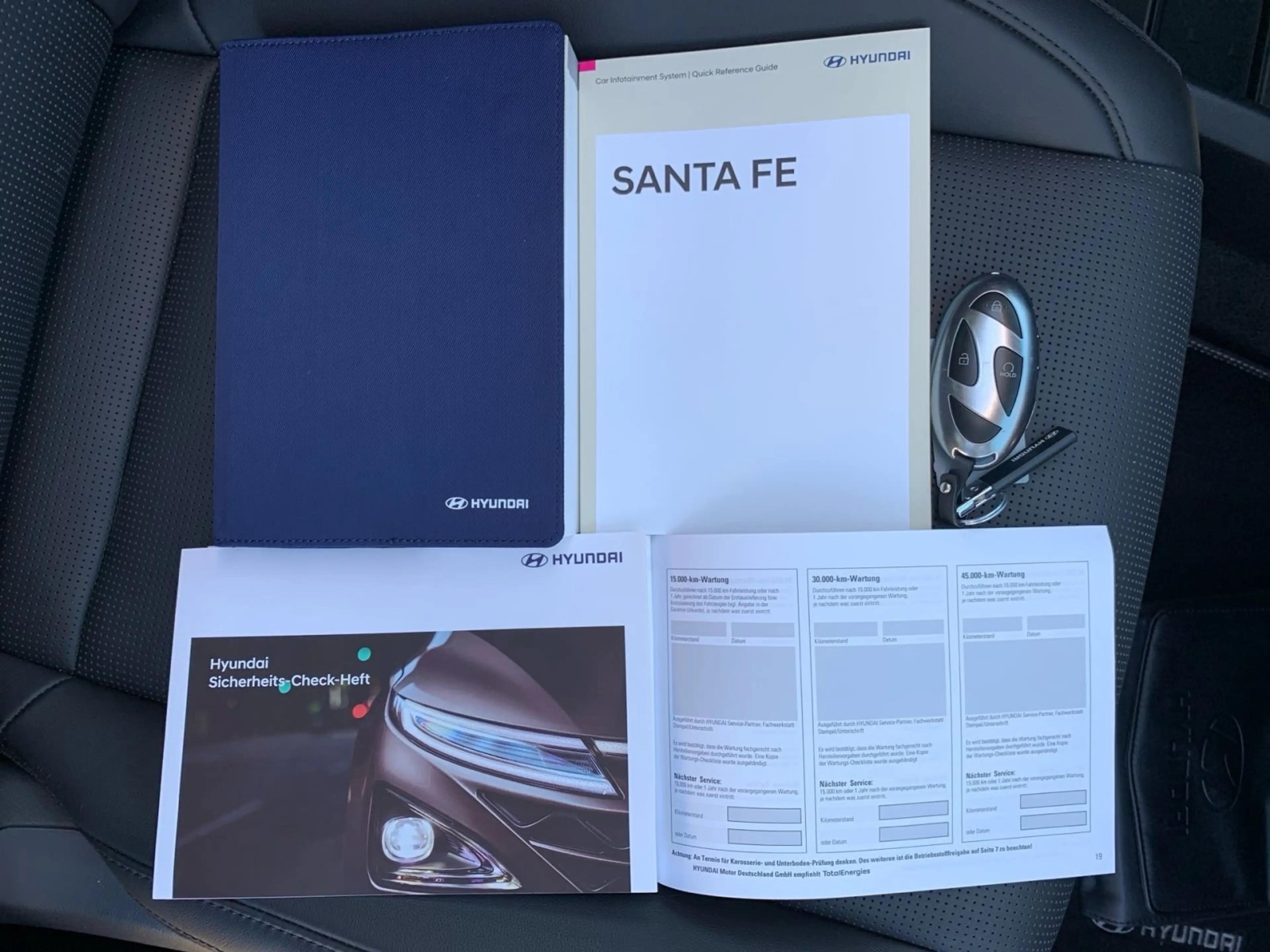 Hyundai SANTA FE 1.6T-GDI Signature Hybrid 4WD Schiebeda — photo 30