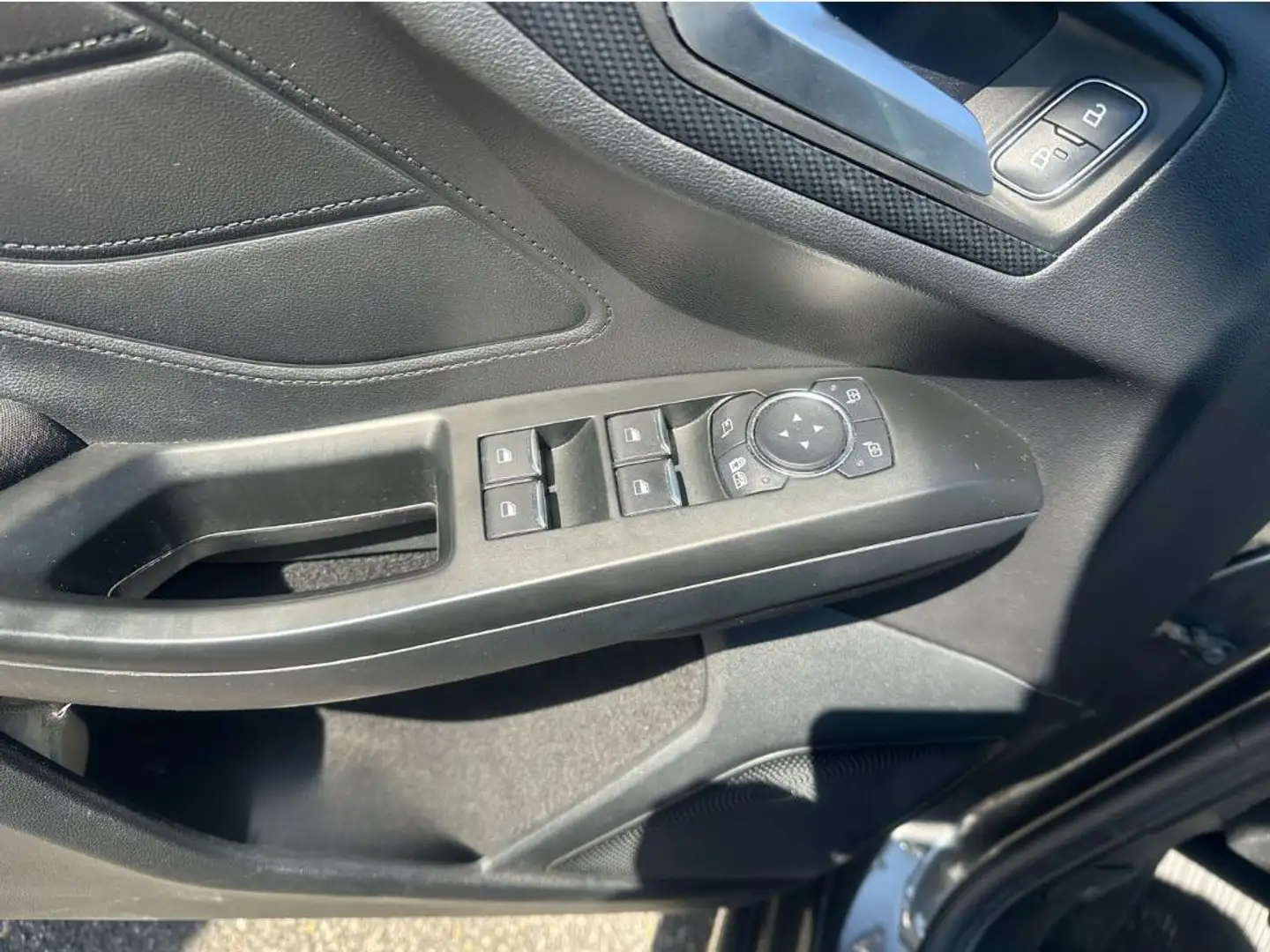Ford Focus Focus V 2018 SW SW 1.0 ecoboost ST-Line 125cv auto Grigio - 2