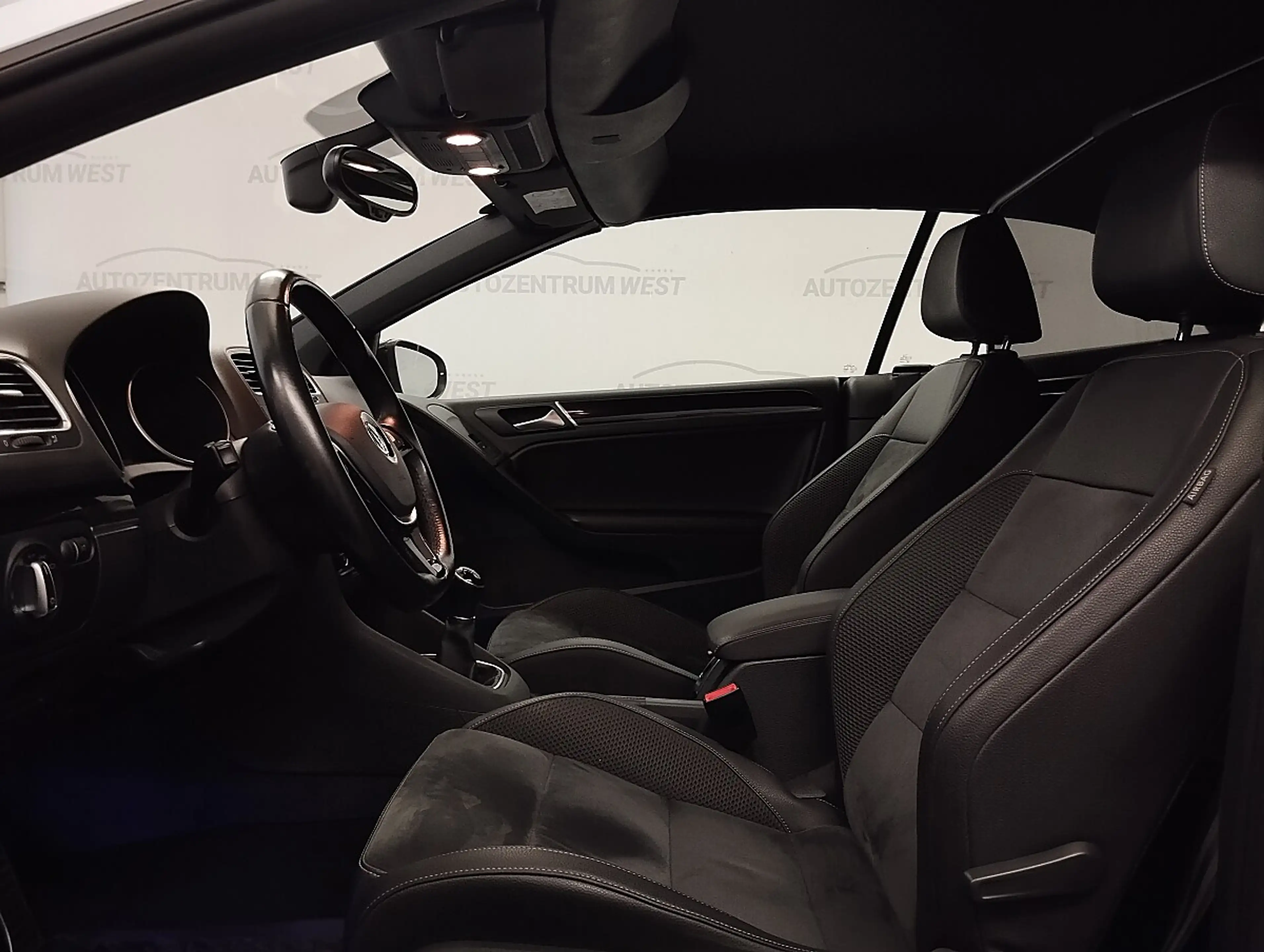 Volkswagen Golf Cabriolet Golf Cabrio 2,0 TDI Rabbit...Bi-Xenon/NAVI/RFK — photo 15