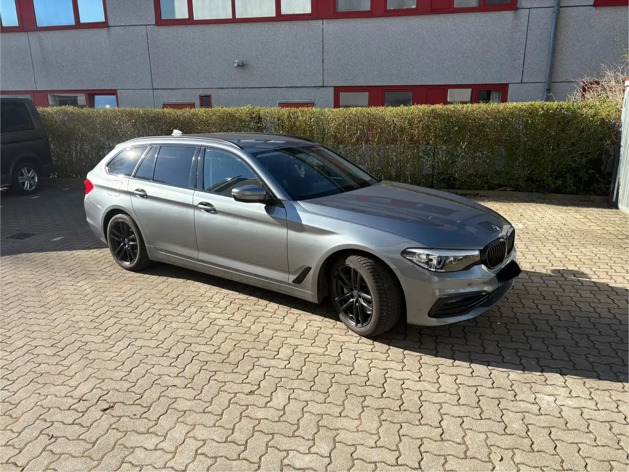 BMW 530